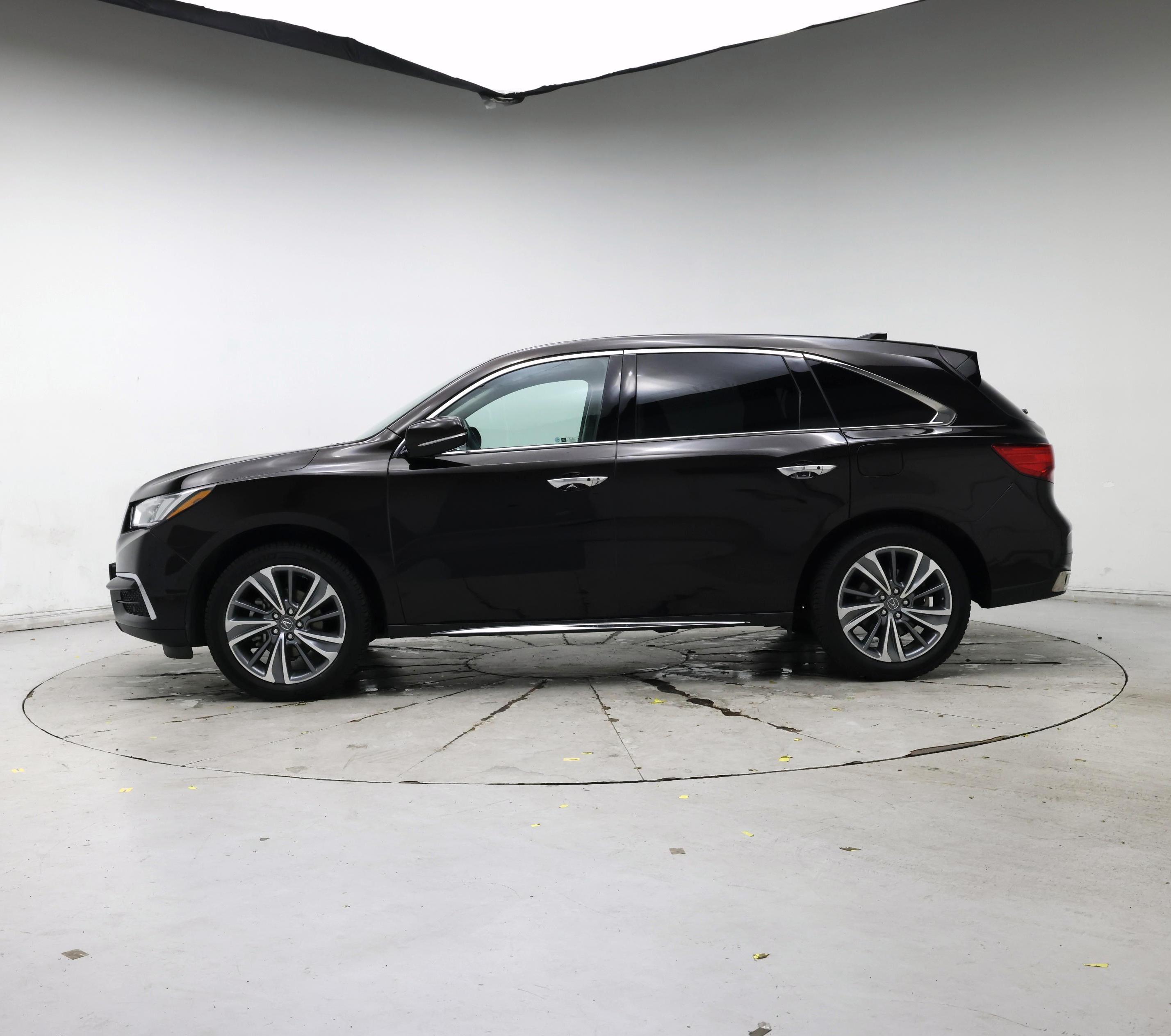 Thumbnail: 2017 Acura MDX - 3