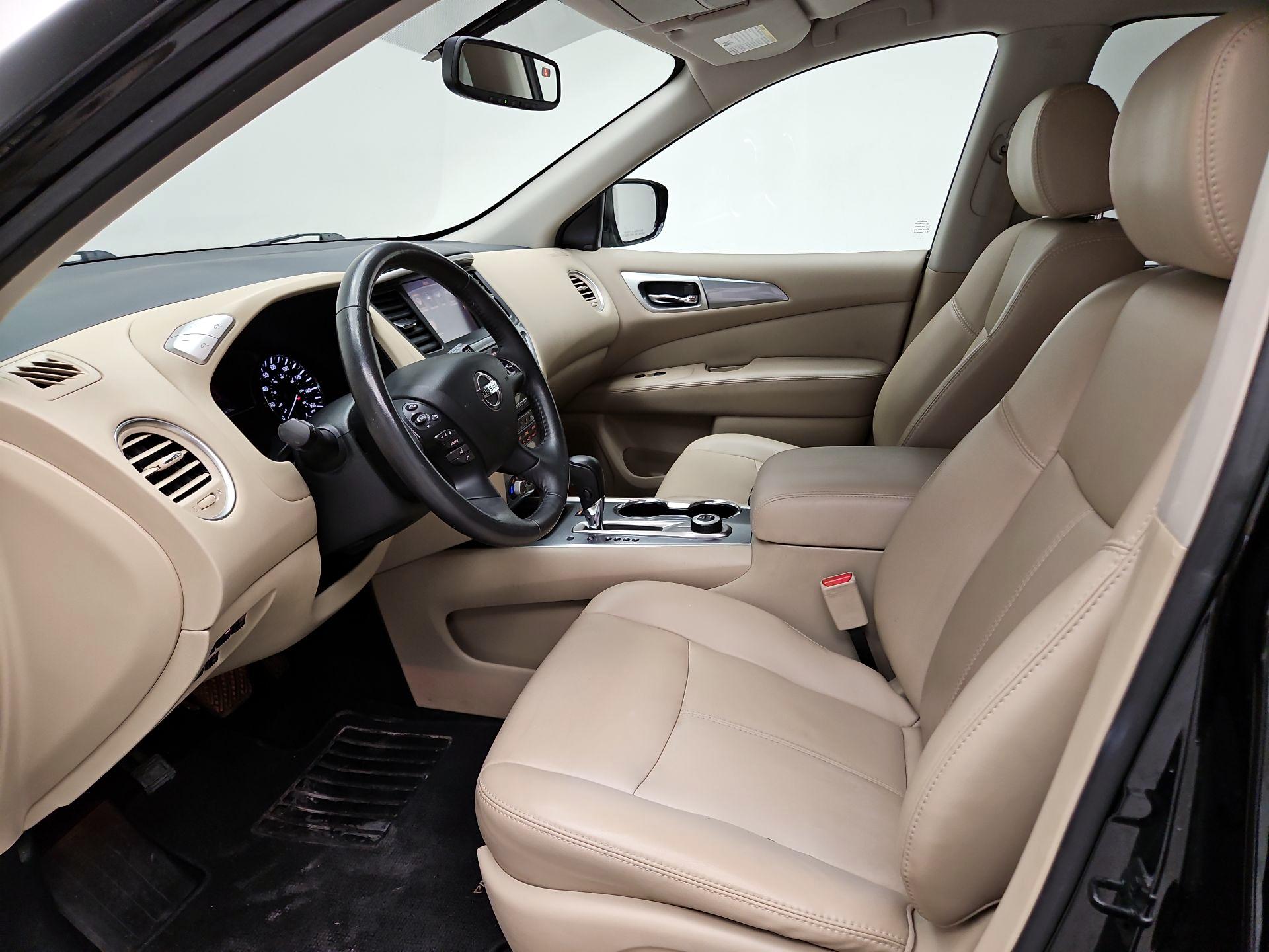 Thumbnail: 2017 Nissan Pathfinder - 11