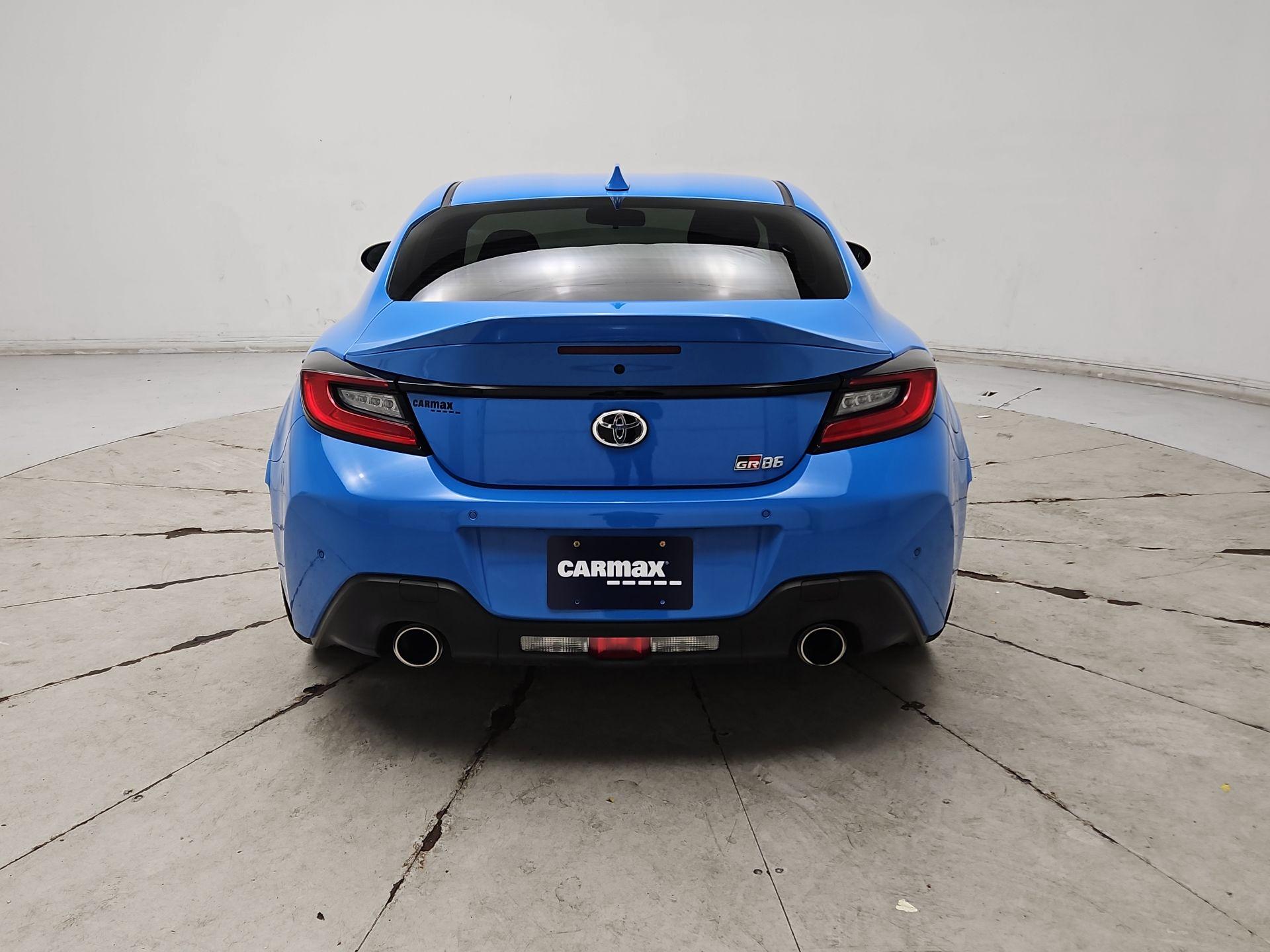 Thumbnail: 2023 Toyota GR86 - 6