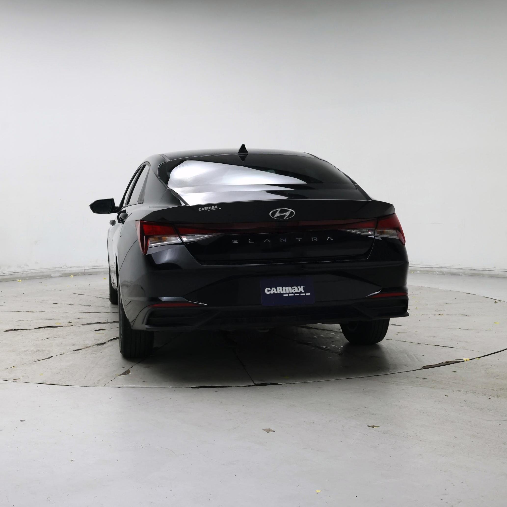 Thumbnail: 2023 Hyundai Elantra - 6