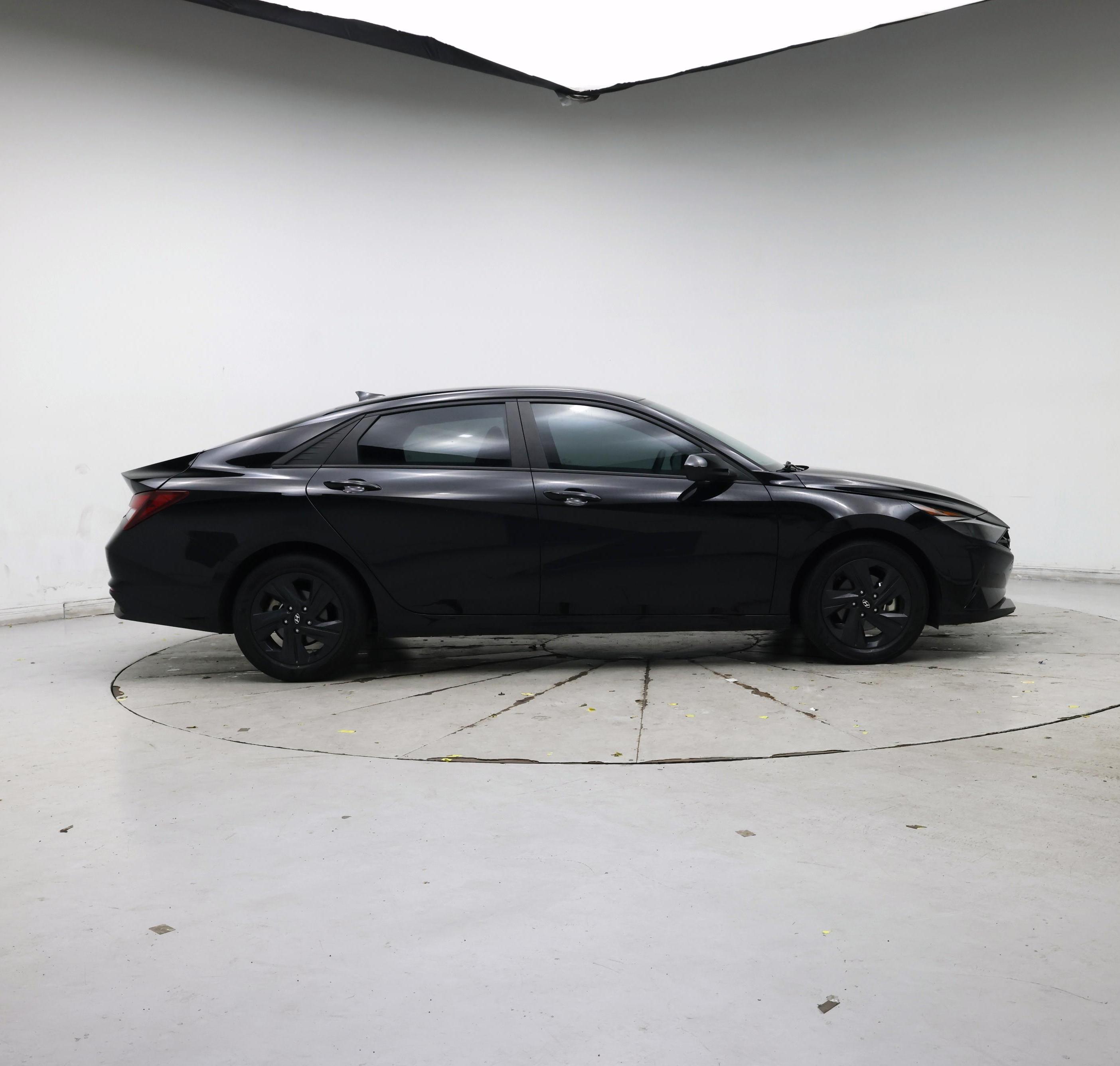 Thumbnail: 2023 Hyundai Elantra - 7