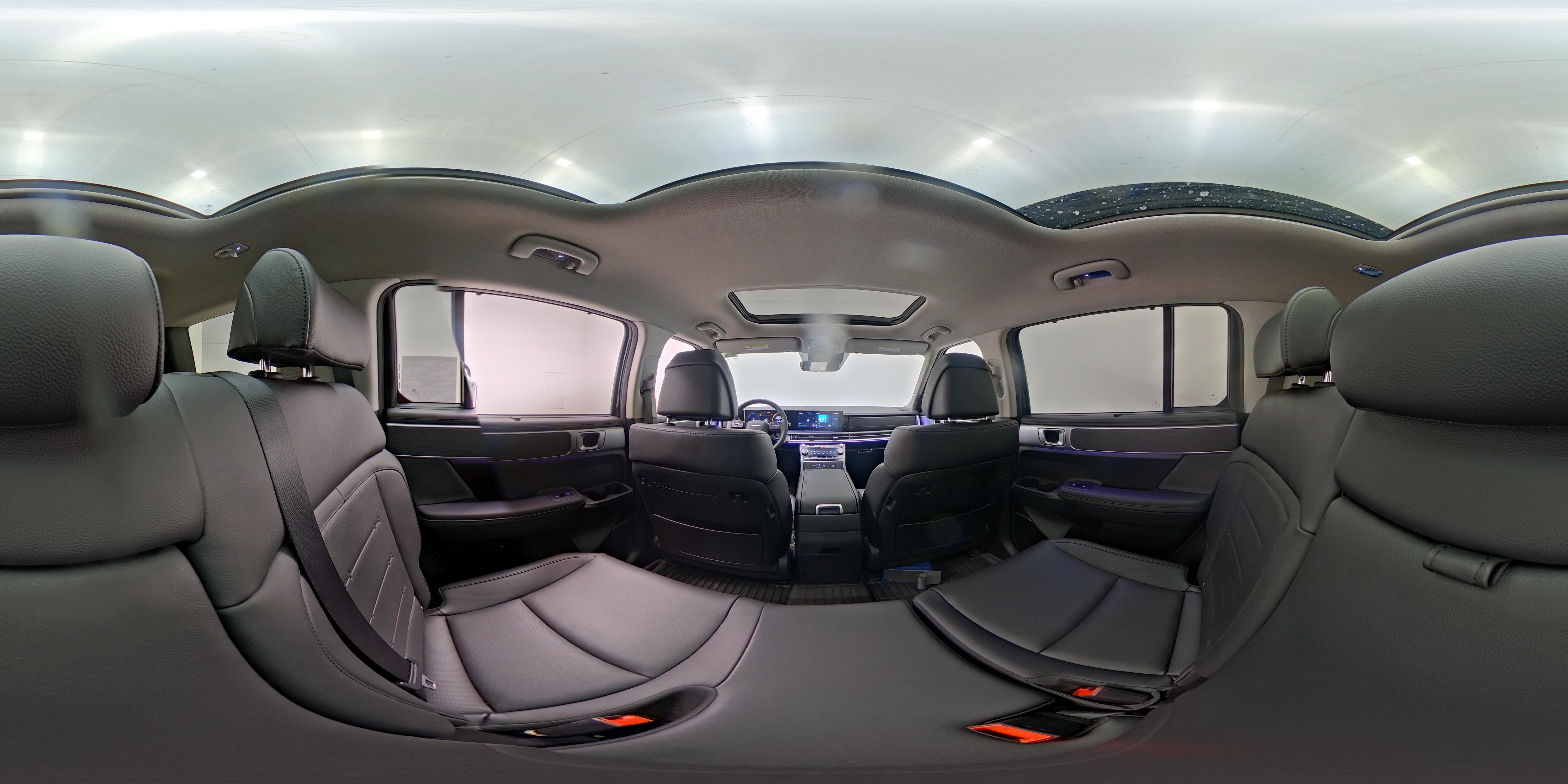 2025 Hyundai Santa Fe Limited - Photo 28