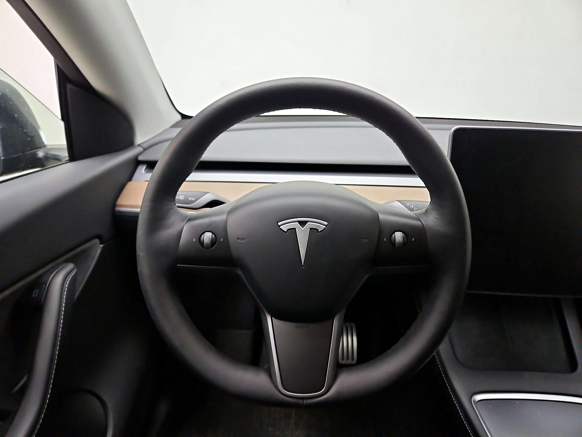 Thumbnail: 2022 Tesla Model Y - 10