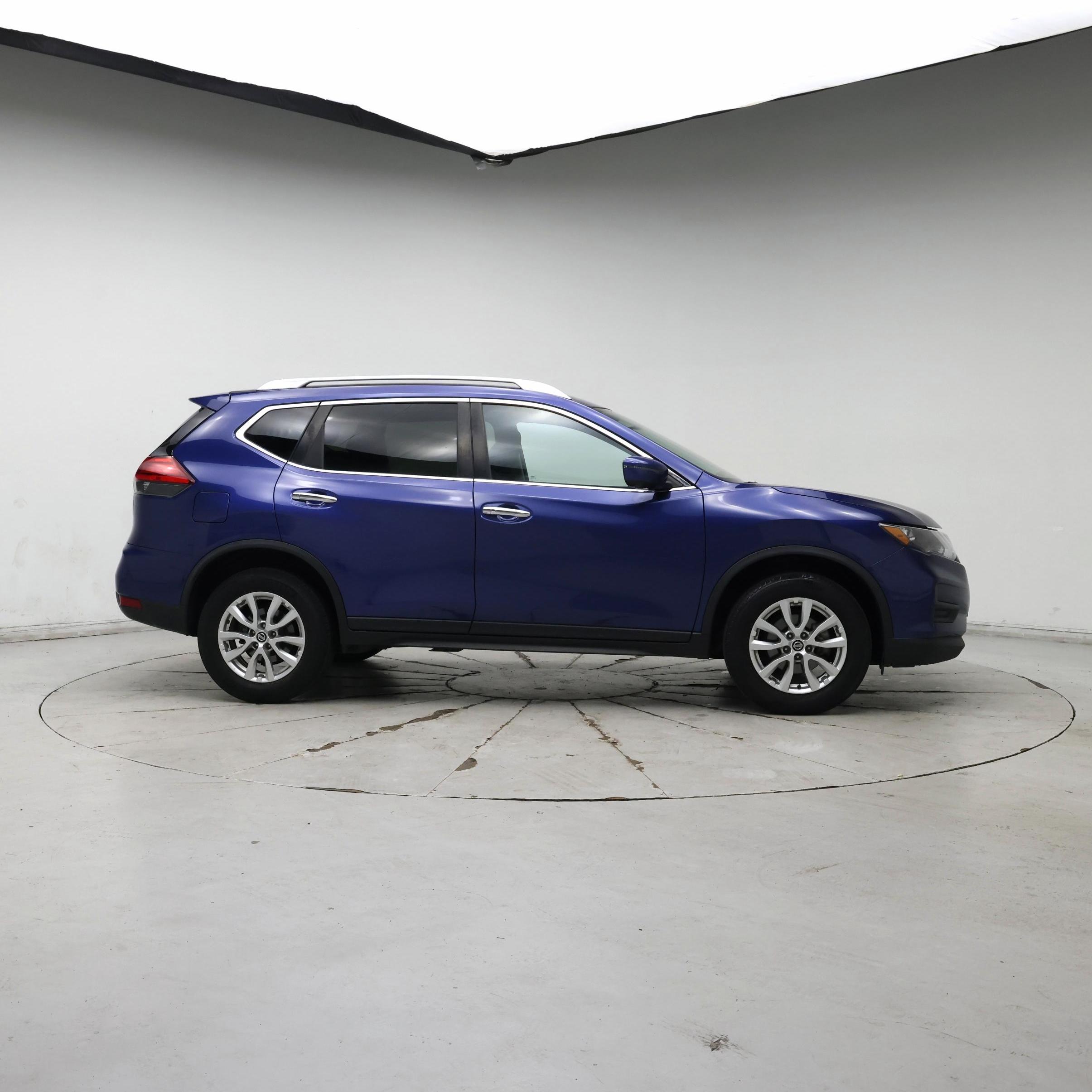 Thumbnail: 2017 Nissan Rogue - 7