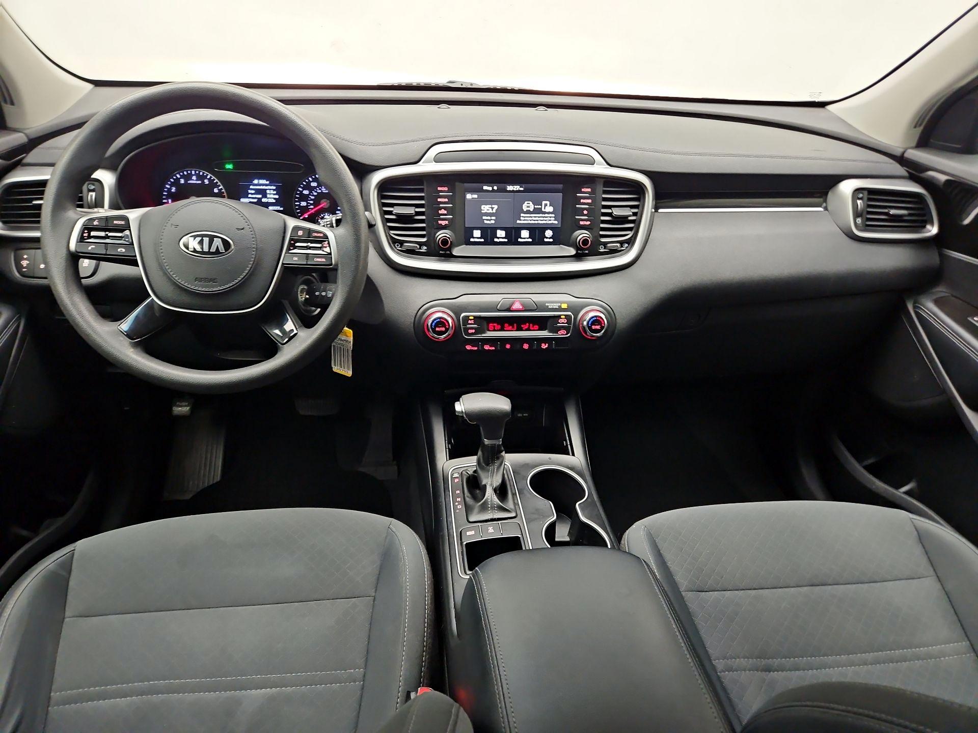 Thumbnail: 2019 Kia Sorento - 8