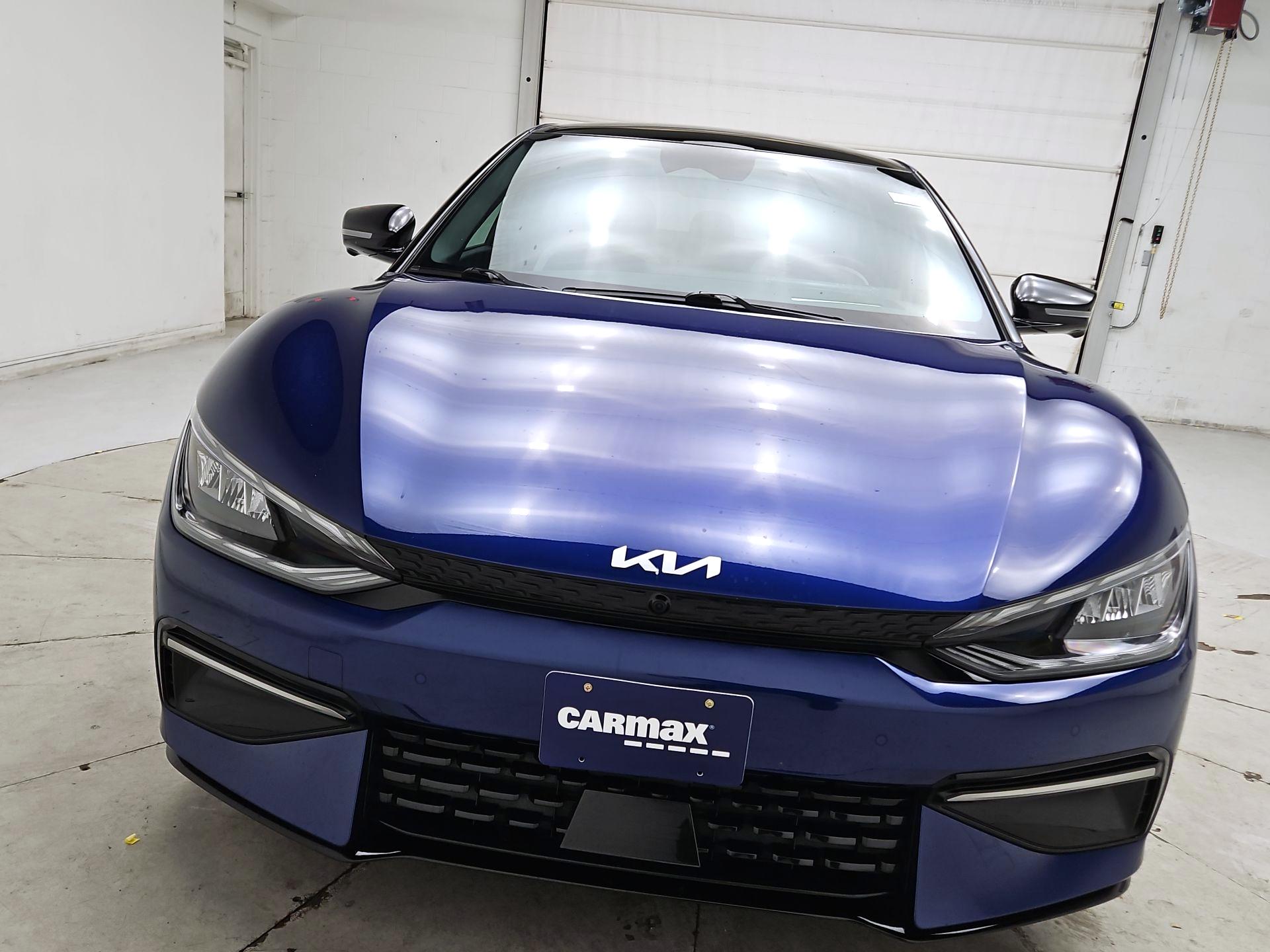 Thumbnail: 2023 Kia EV6 - 2