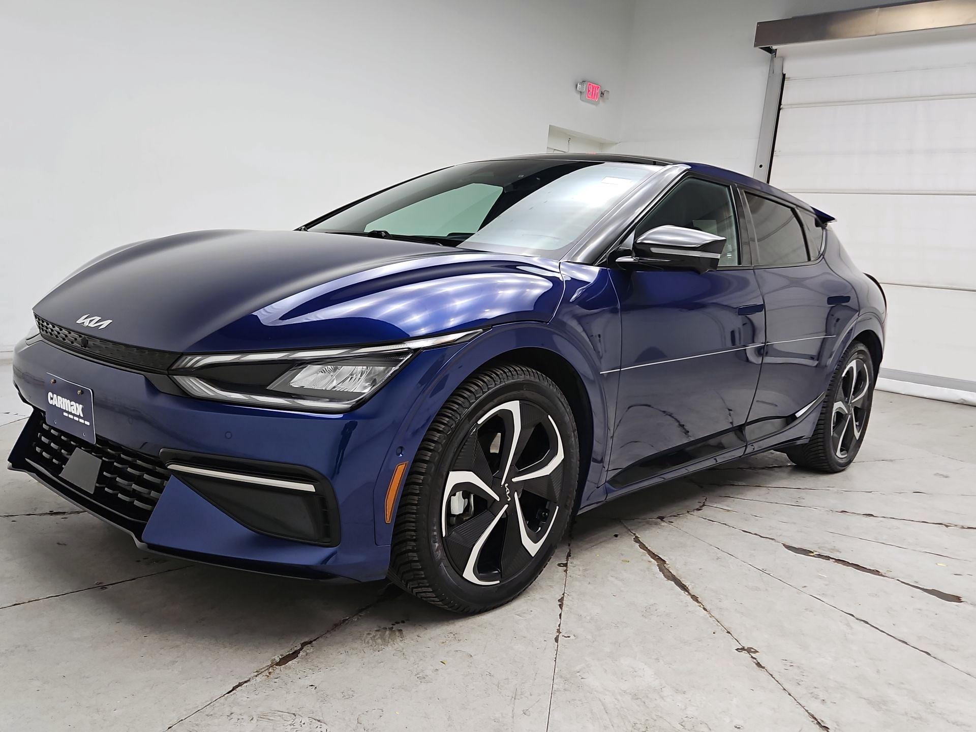 Thumbnail: 2023 Kia EV6 - 3