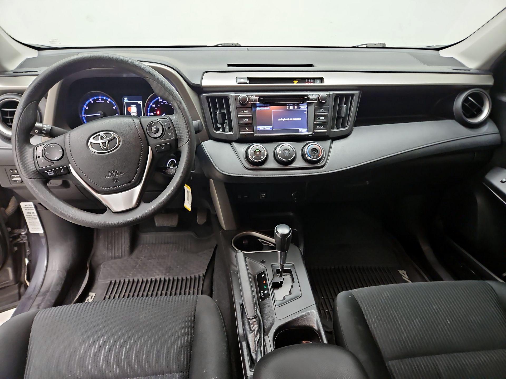 Thumbnail: 2018 Toyota RAV4 - 9