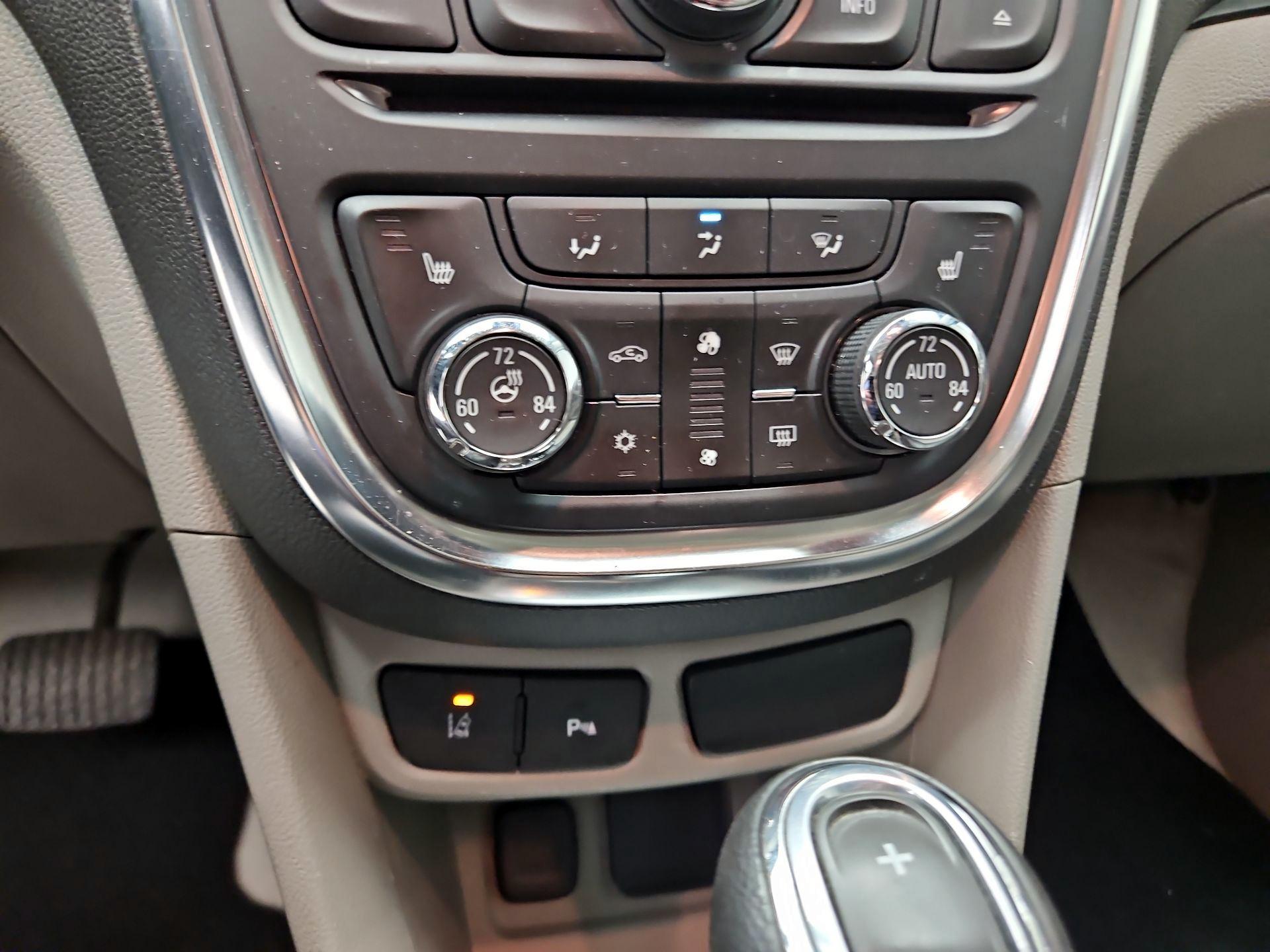 Thumbnail: 2015 Buick Encore - 17