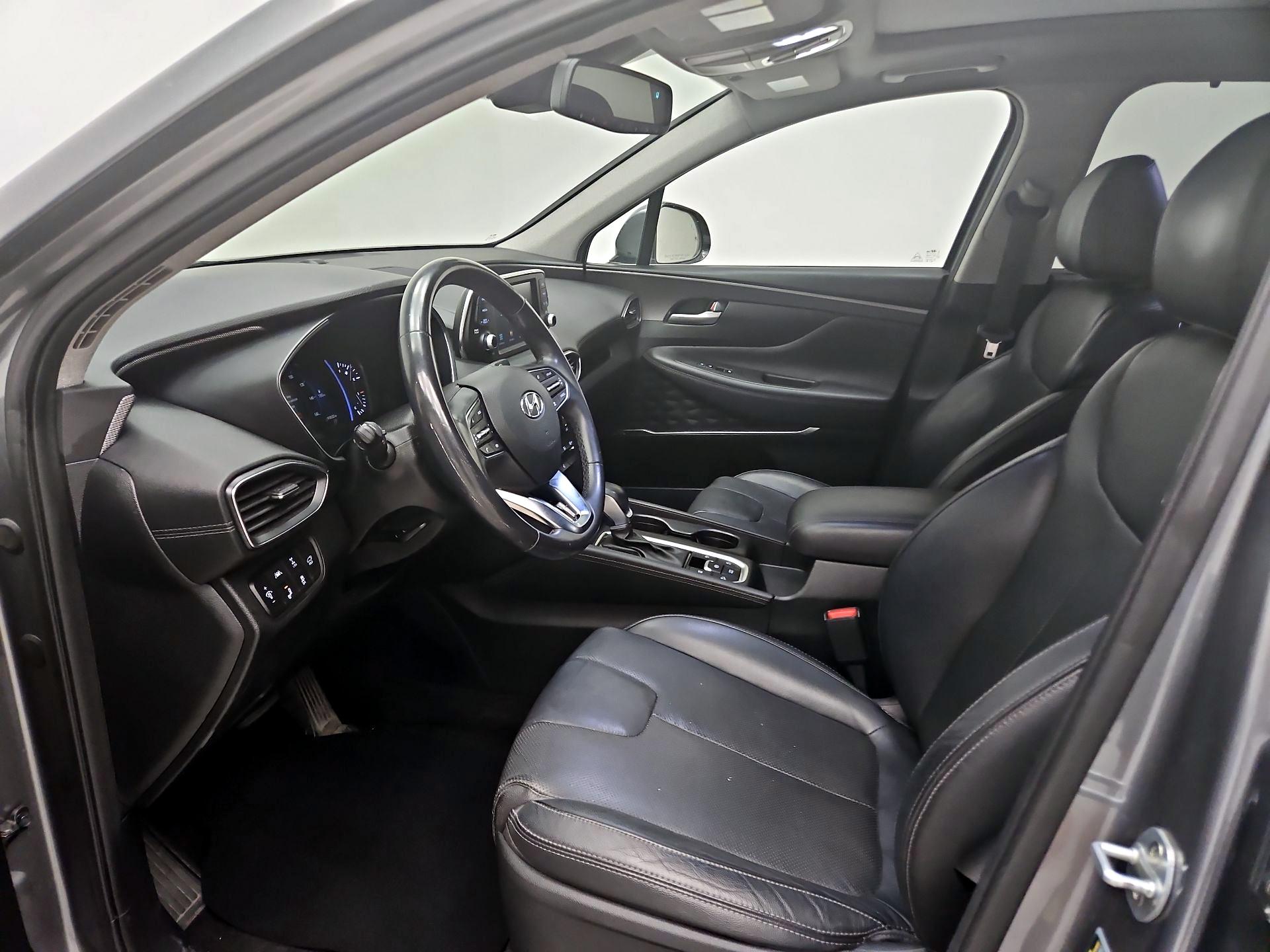 Thumbnail: 2019 Hyundai Santa Fe - 9