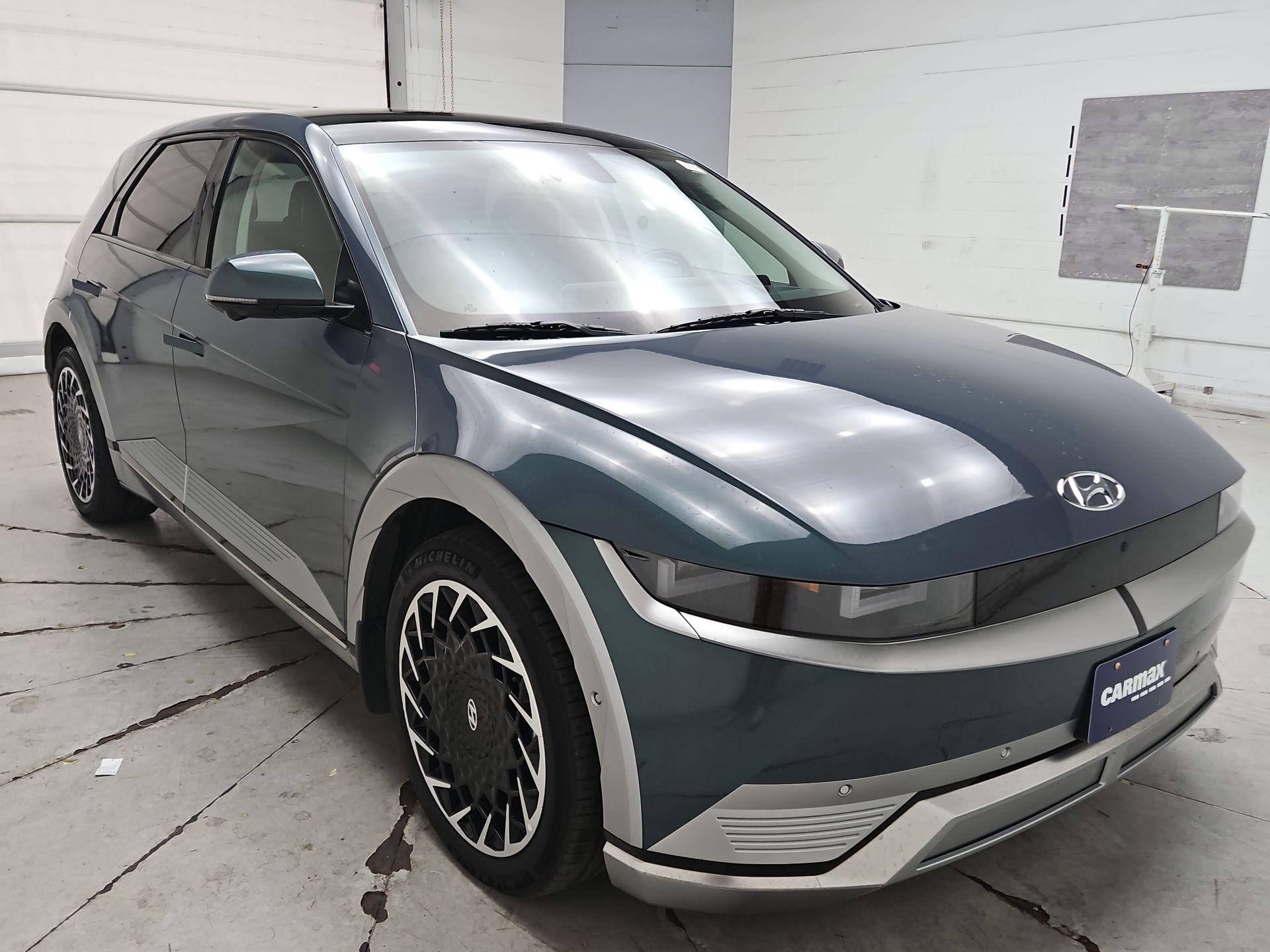 Thumbnail: 2023 Hyundai Ioniq 5 - 1