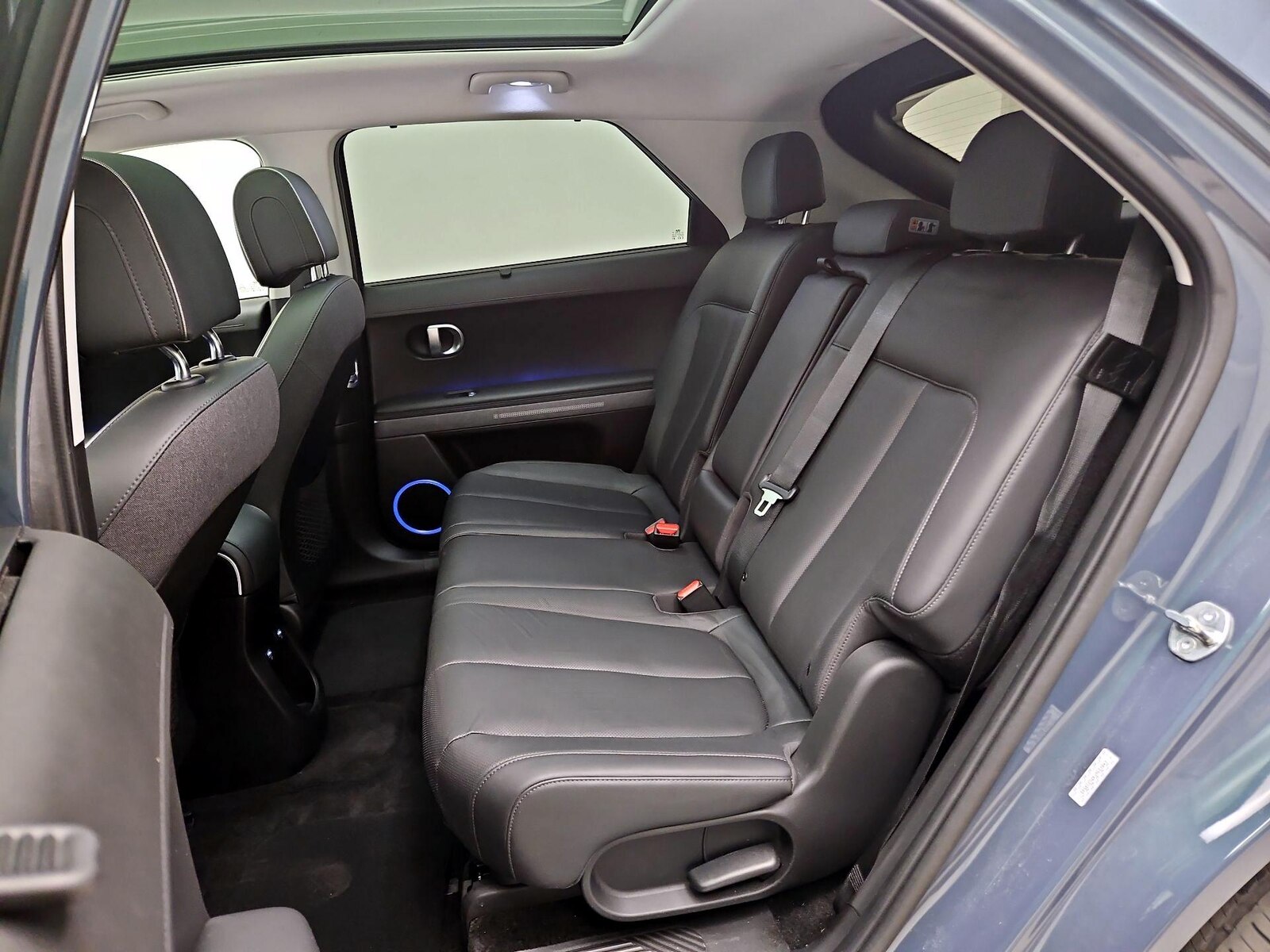 2023 Hyundai IONIQ 5 Limited - Photo 19