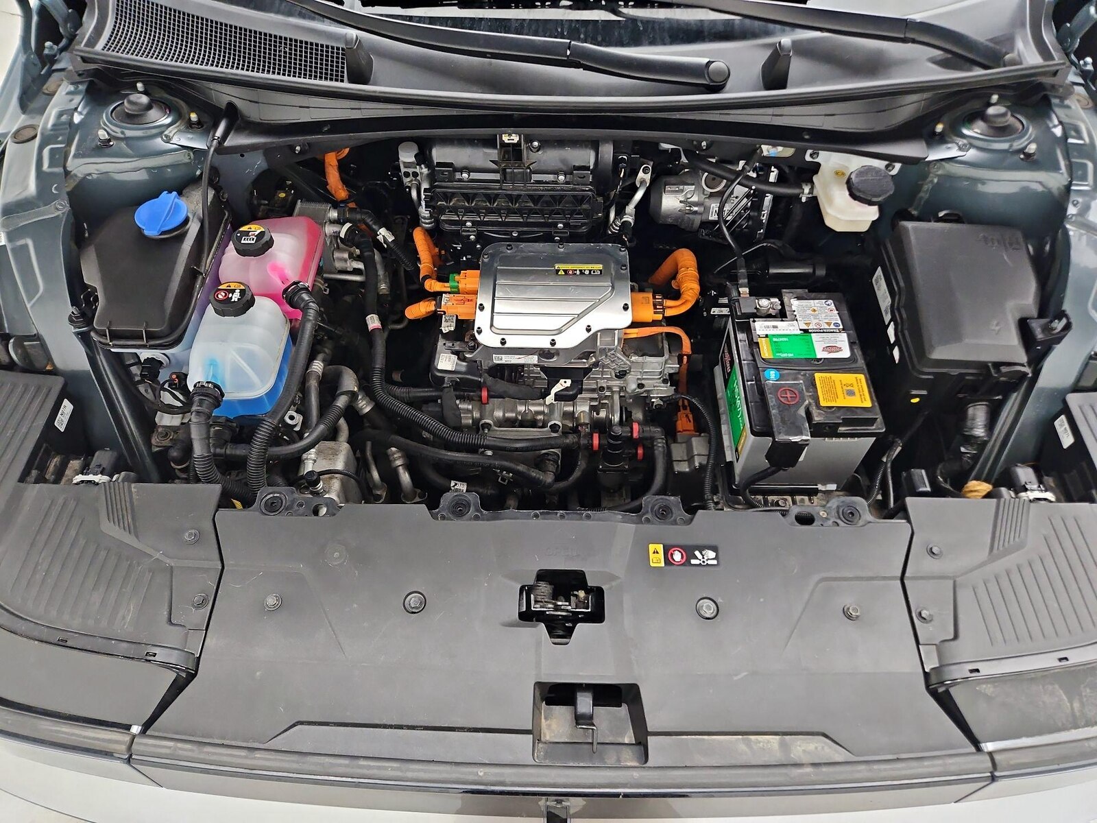 2023 Hyundai IONIQ 5 Limited - Photo 22