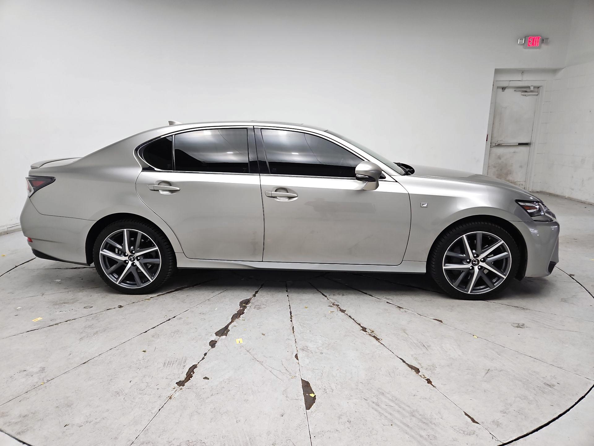 Thumbnail: 2017 Lexus GS - 4