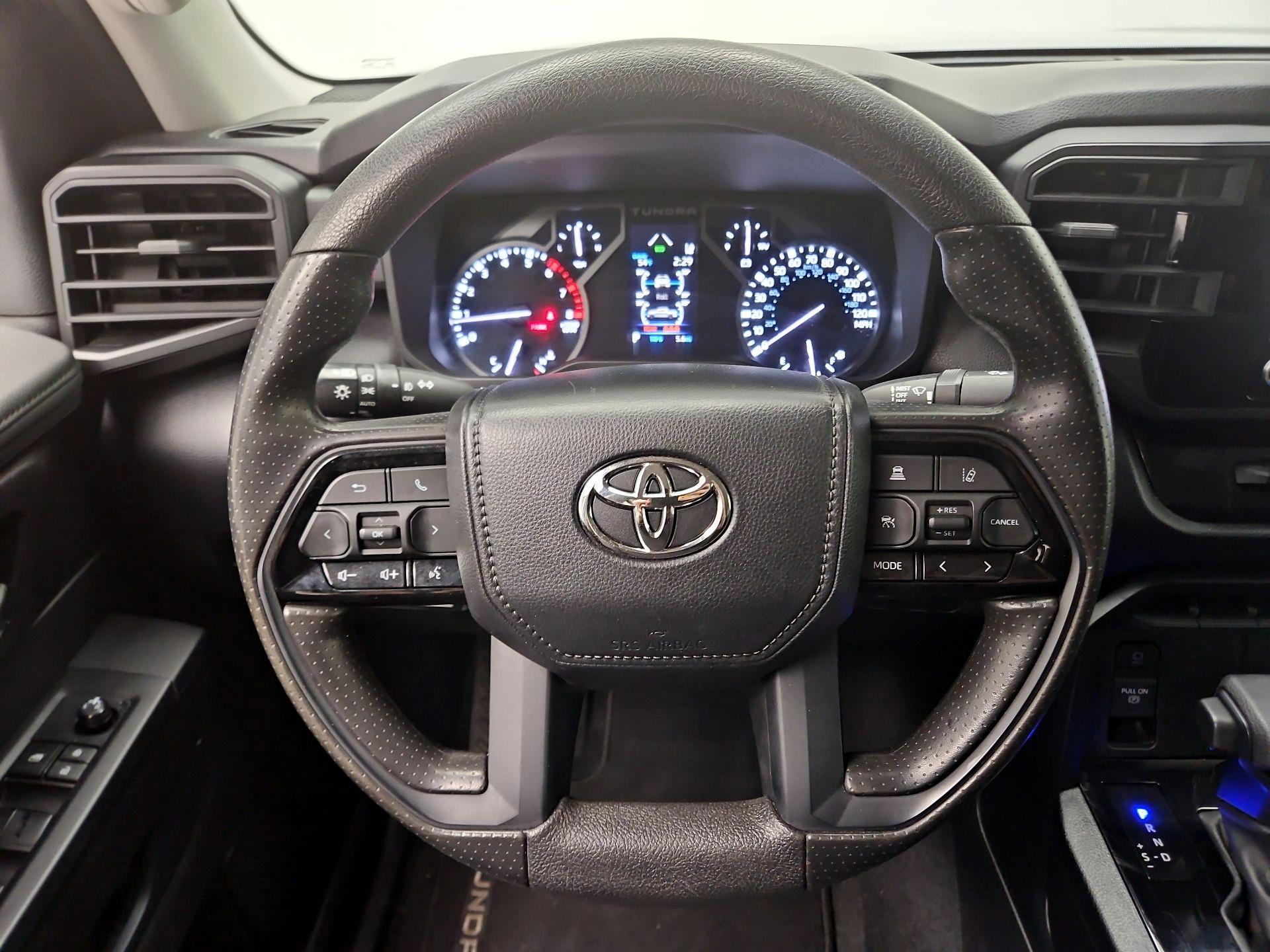 Thumbnail: 2023 Toyota Tundra - 10