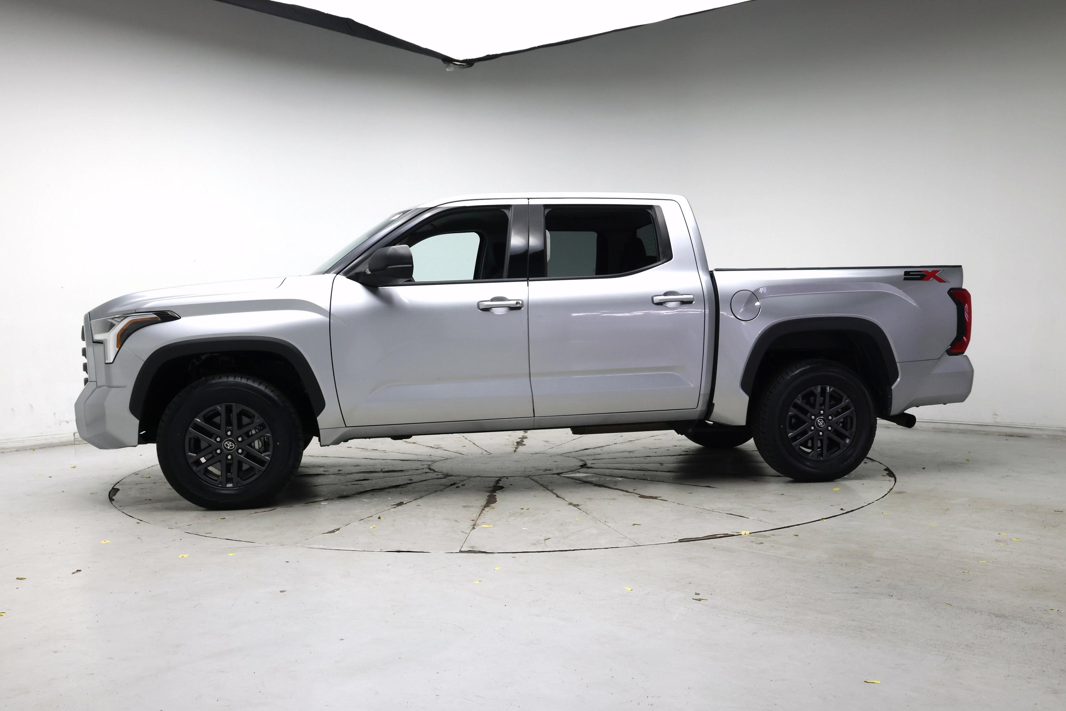 Thumbnail: 2023 Toyota Tundra - 3