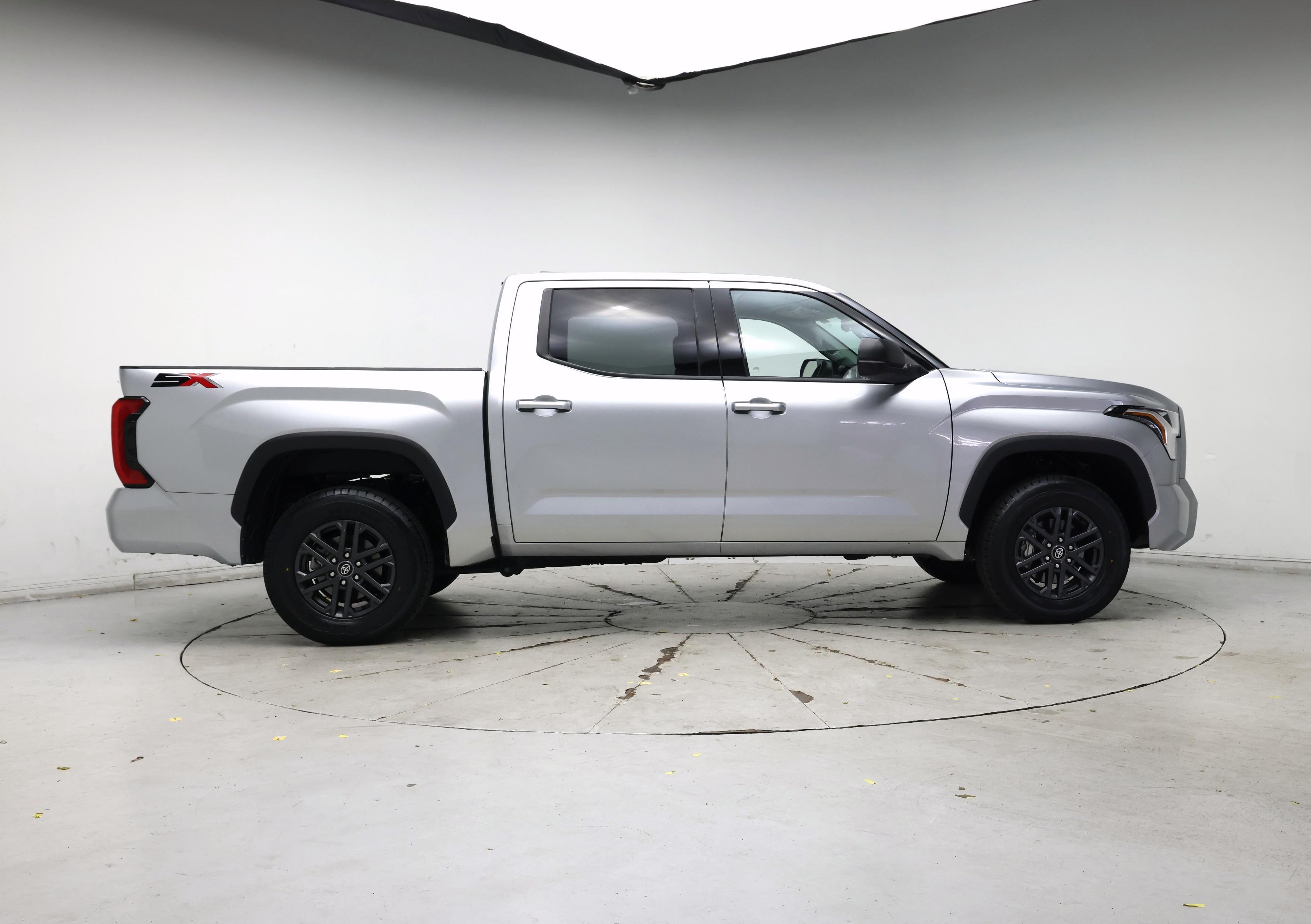 Thumbnail: 2023 Toyota Tundra - 7