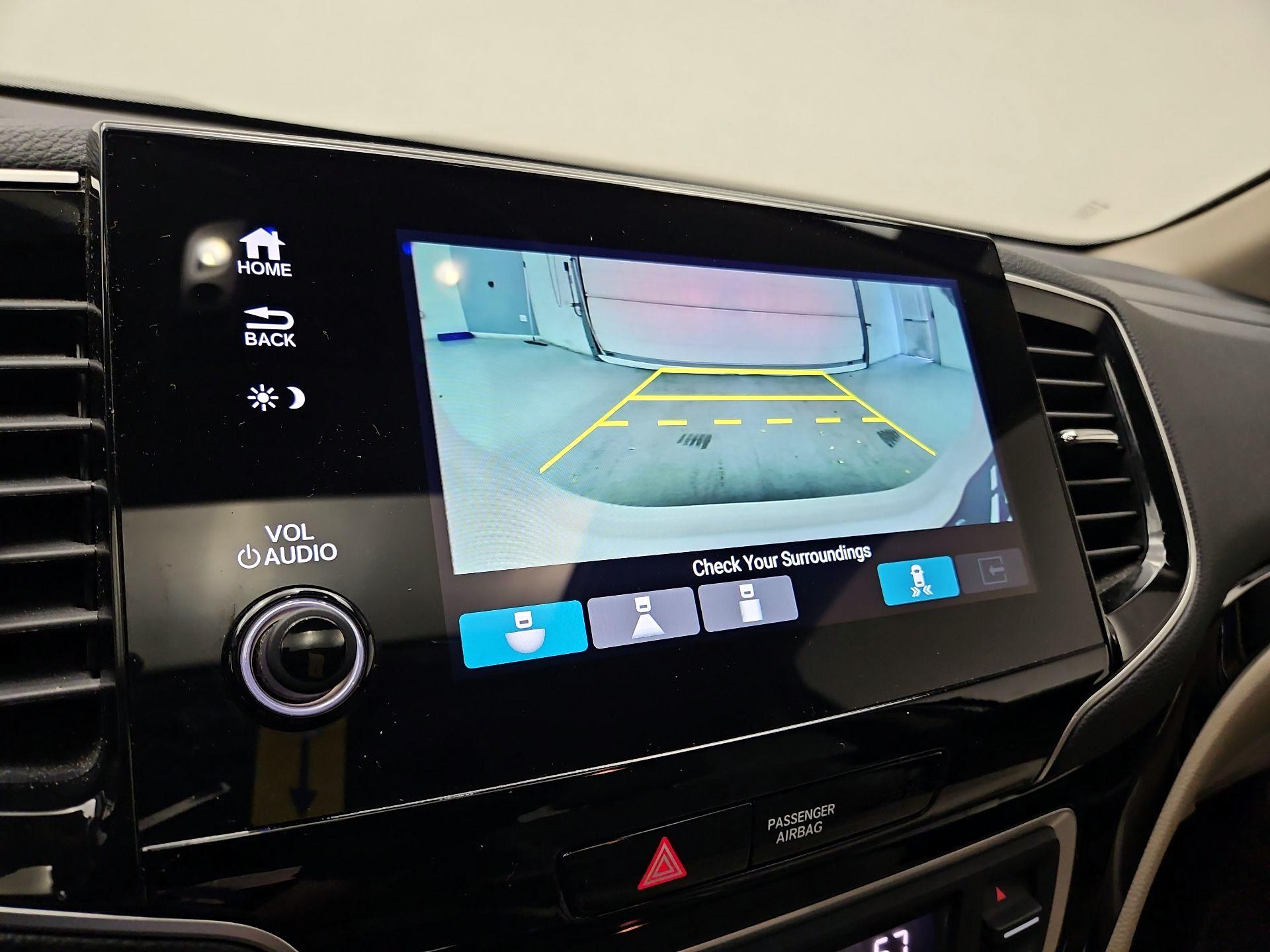 Thumbnail: 2019 Honda Pilot - 13