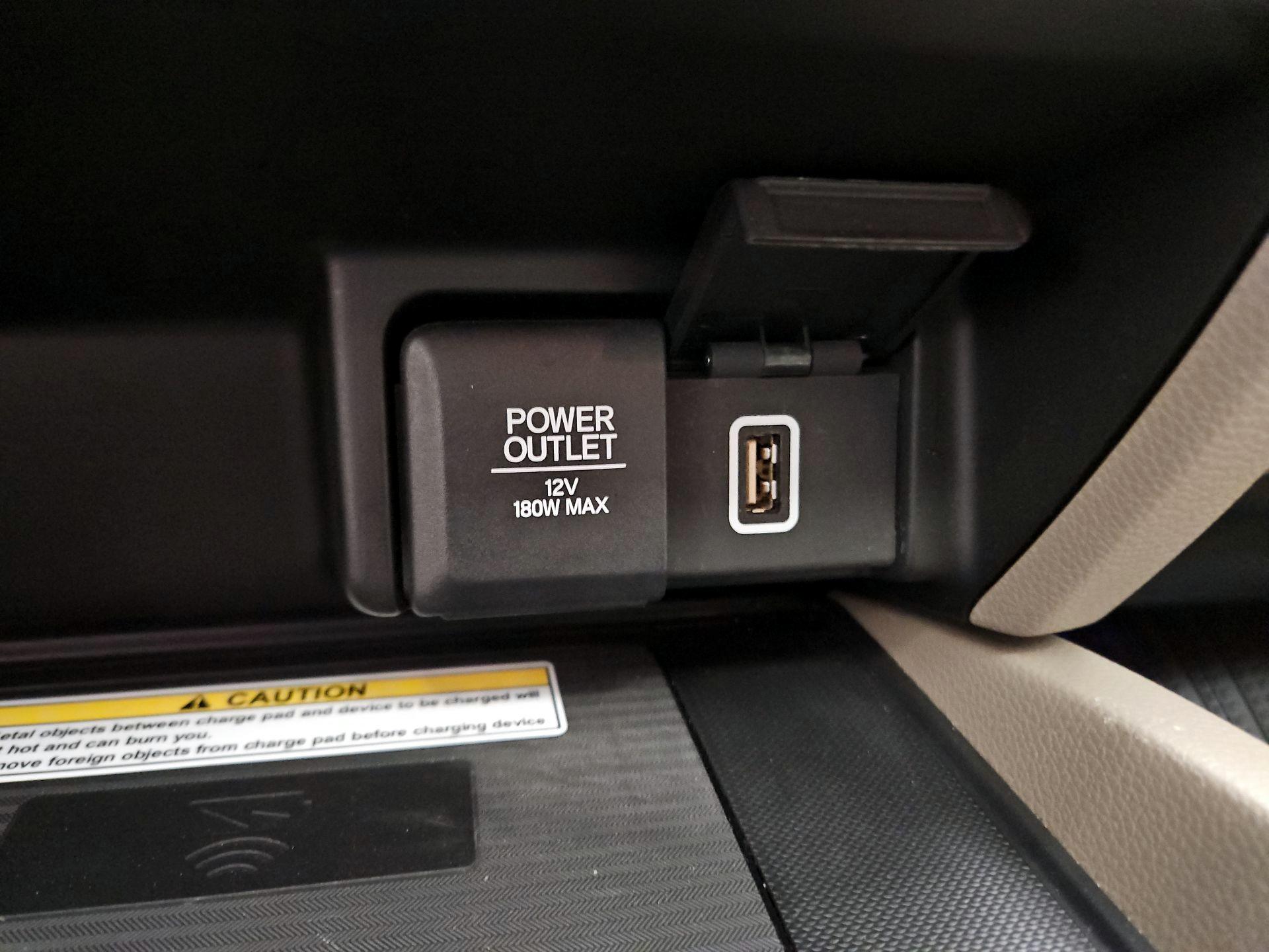 Thumbnail: 2019 Honda Pilot - 17