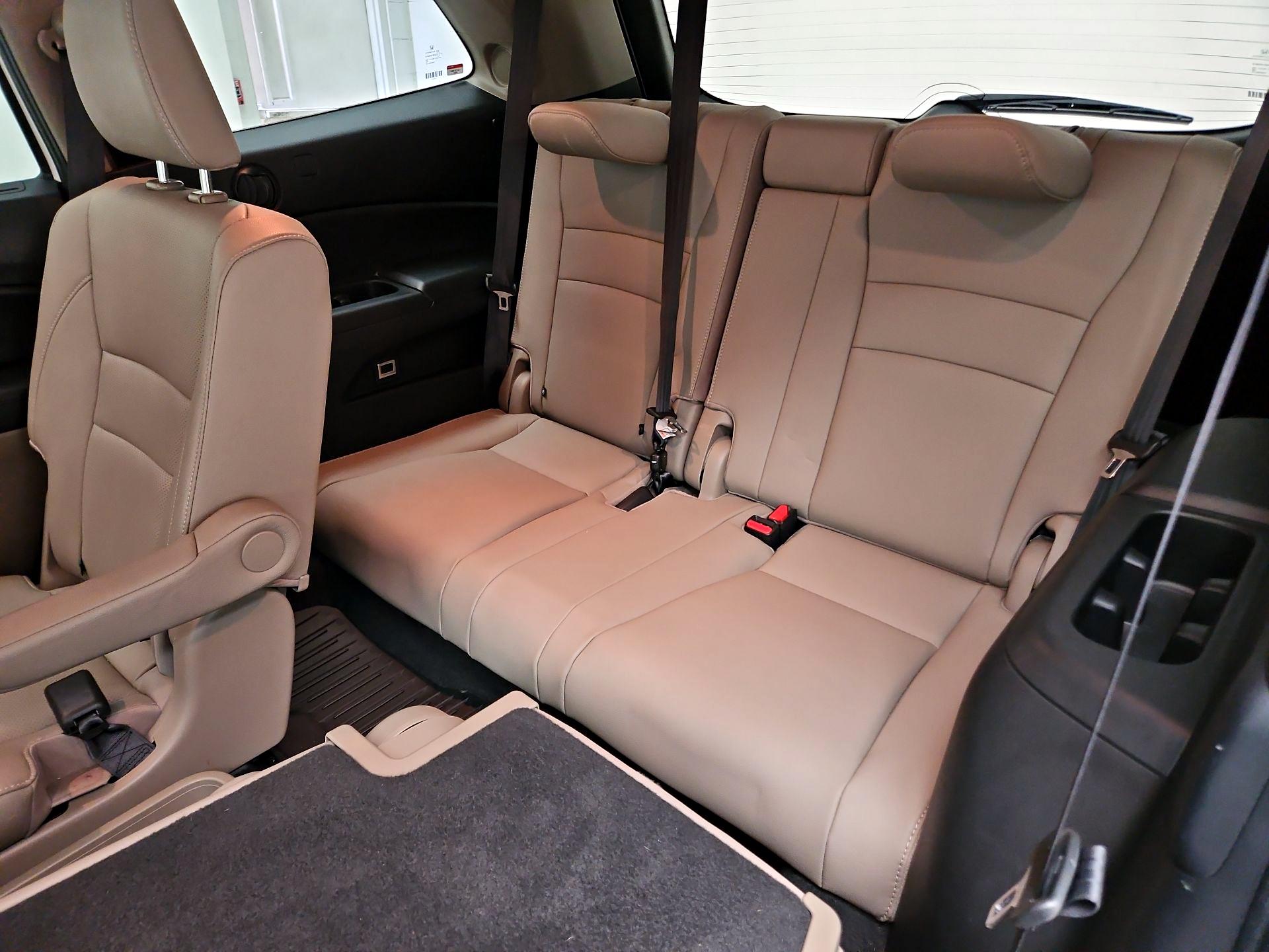 Thumbnail: 2019 Honda Pilot - 20