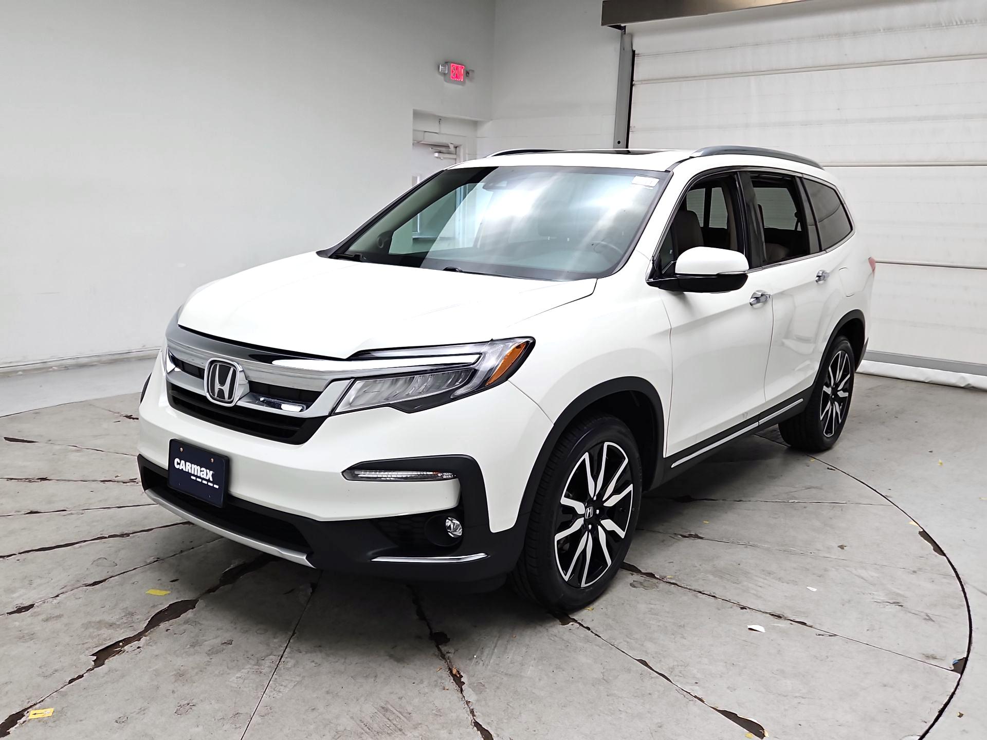 Thumbnail: 2019 Honda Pilot - 3