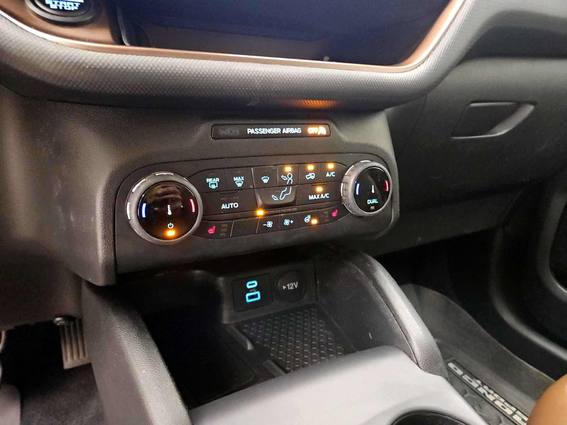 Thumbnail: 2022 Ford Bronco Sport - 16