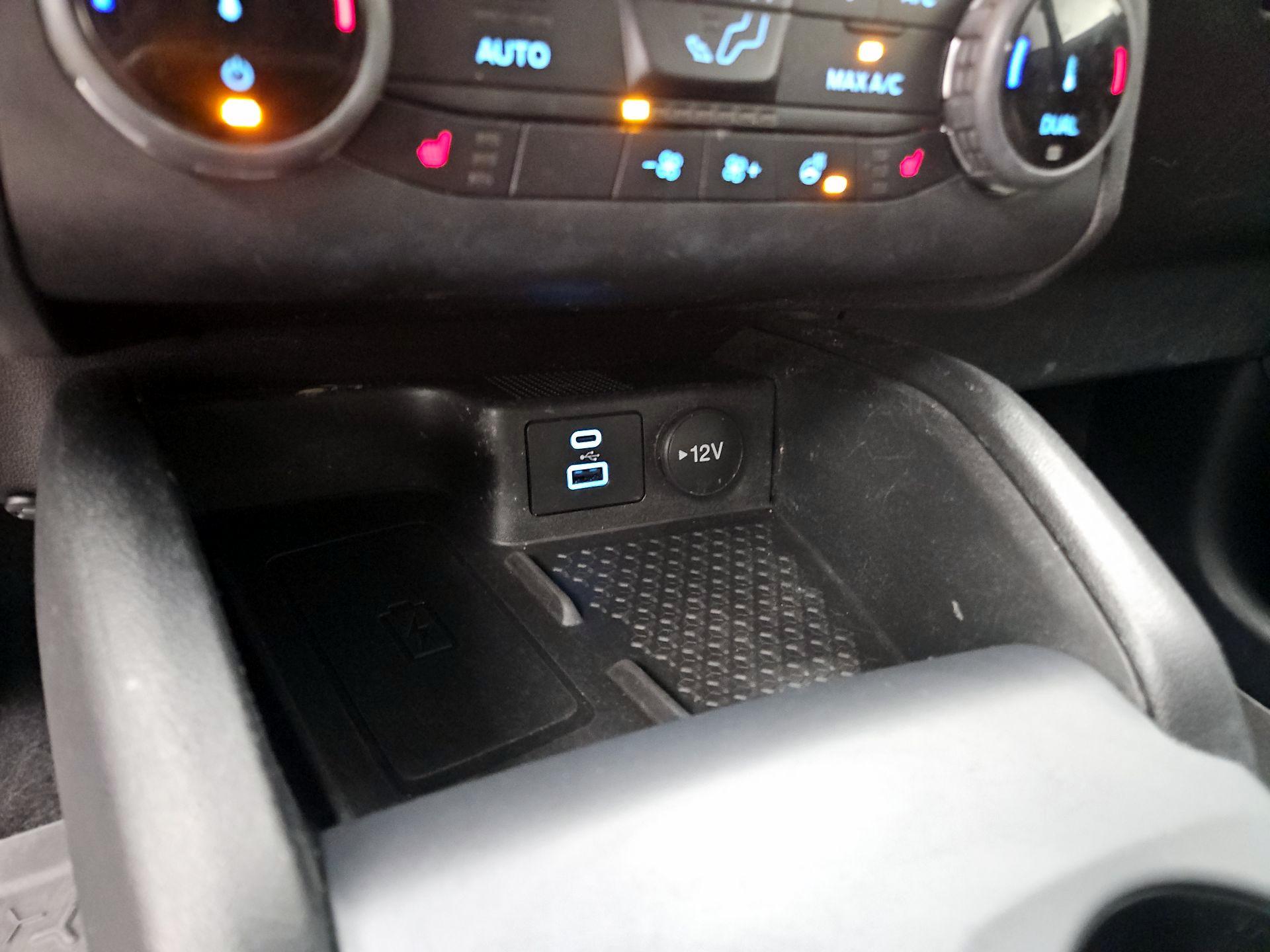 Thumbnail: 2022 Ford Bronco Sport - 18