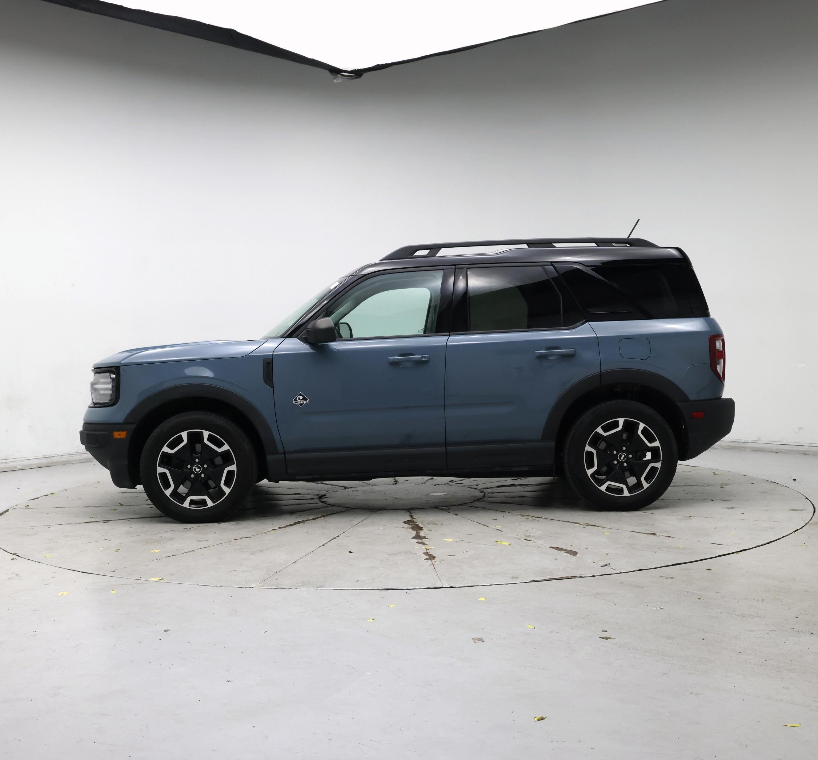 Thumbnail: 2022 Ford Bronco Sport - 3