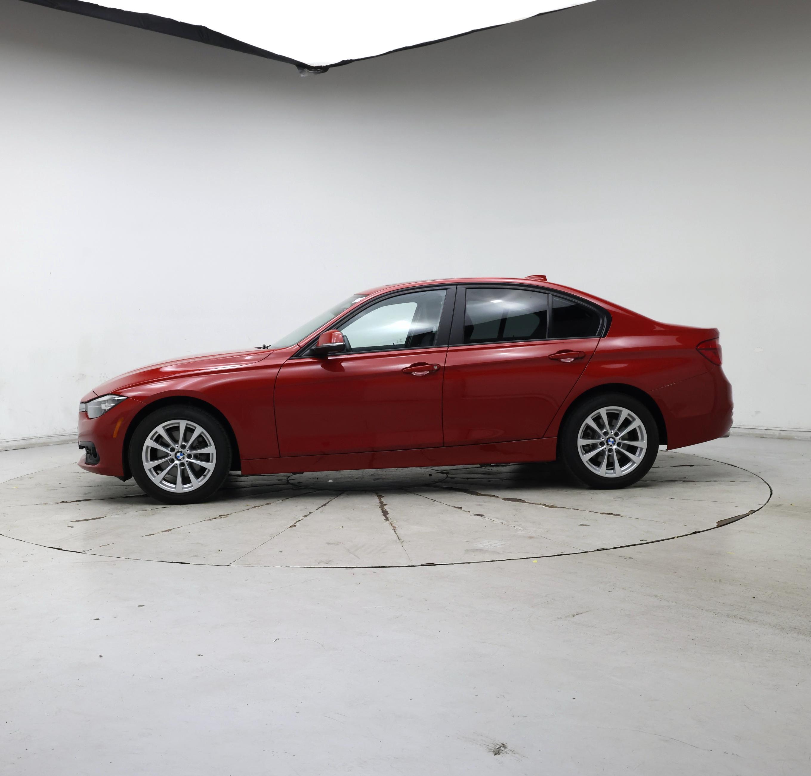 Thumbnail: 2016 BMW 3 Series - 3