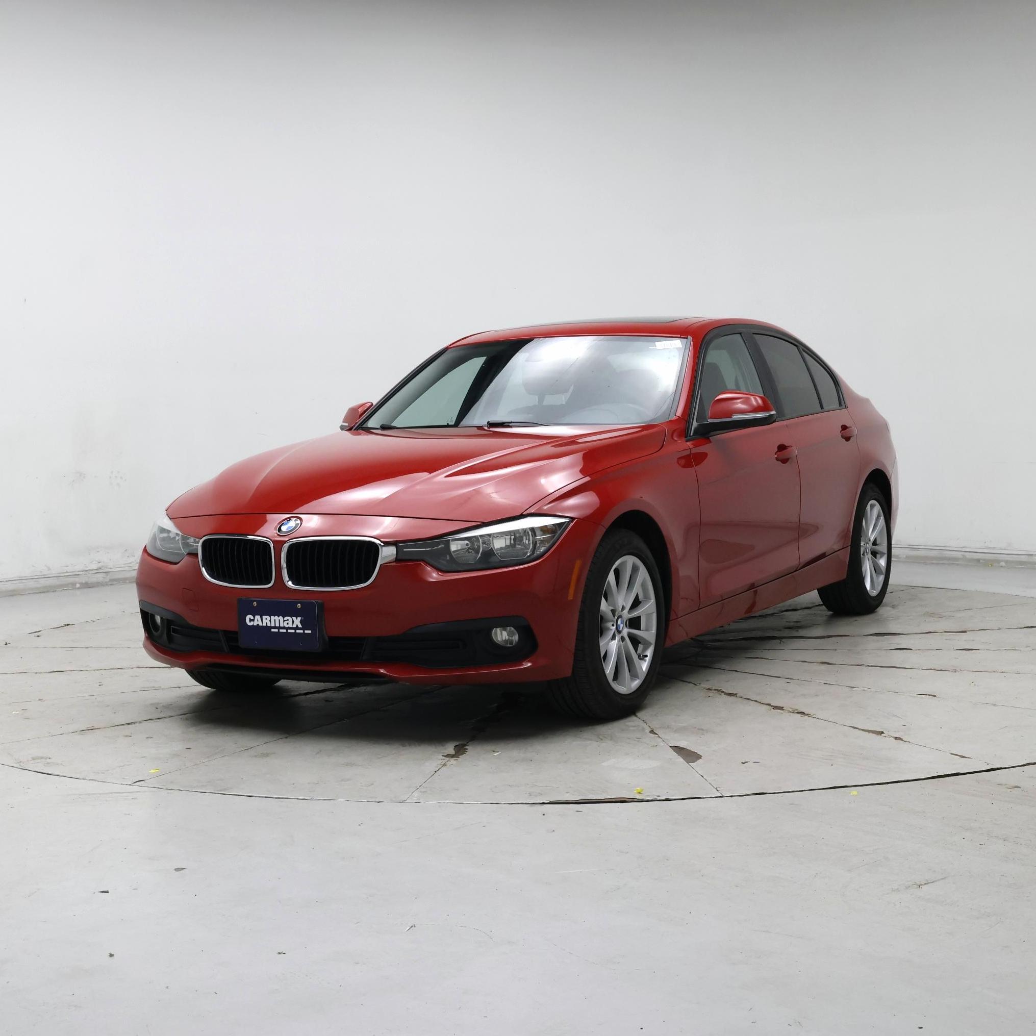 Thumbnail: 2016 BMW 3 Series - 4