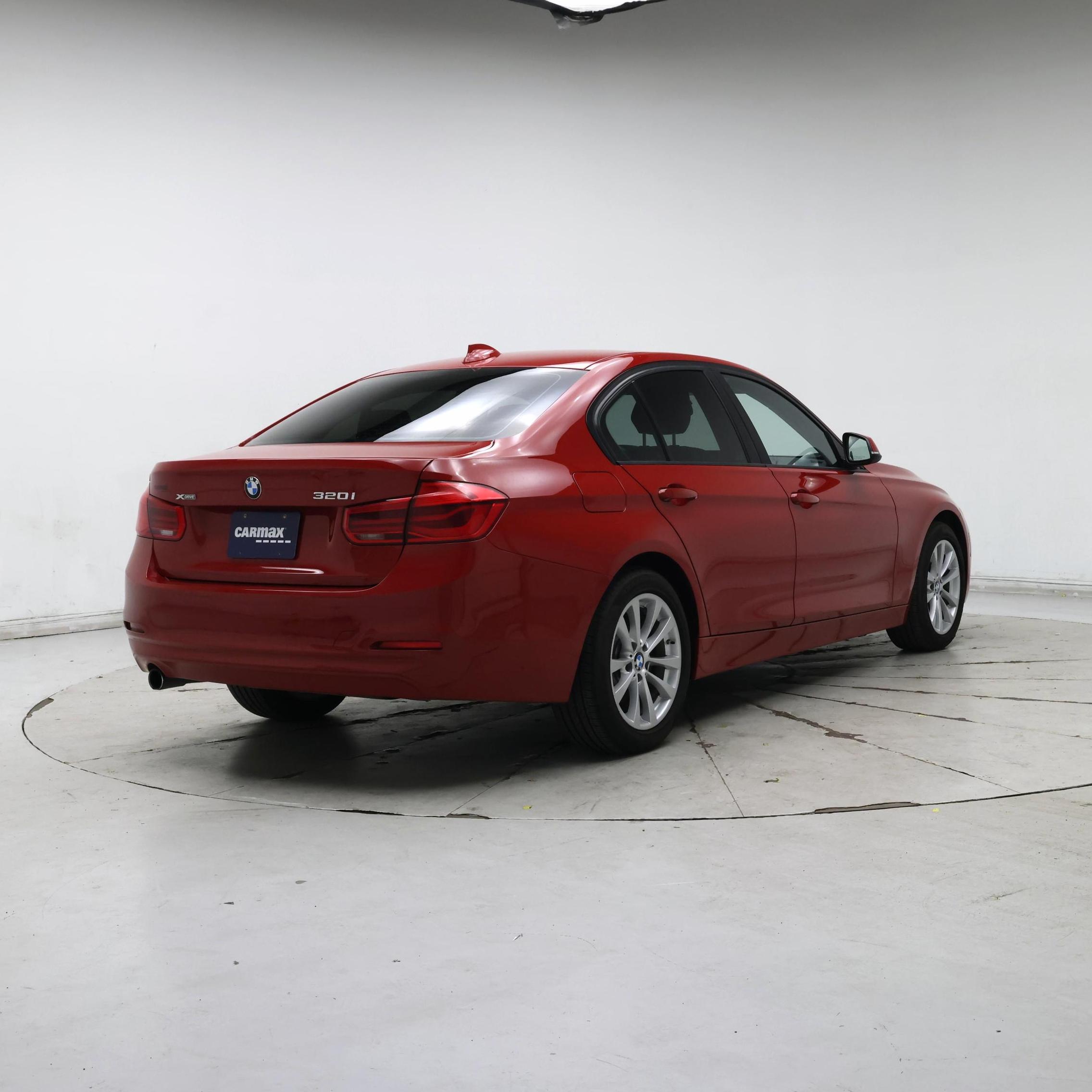 Thumbnail: 2016 BMW 3 Series - 8