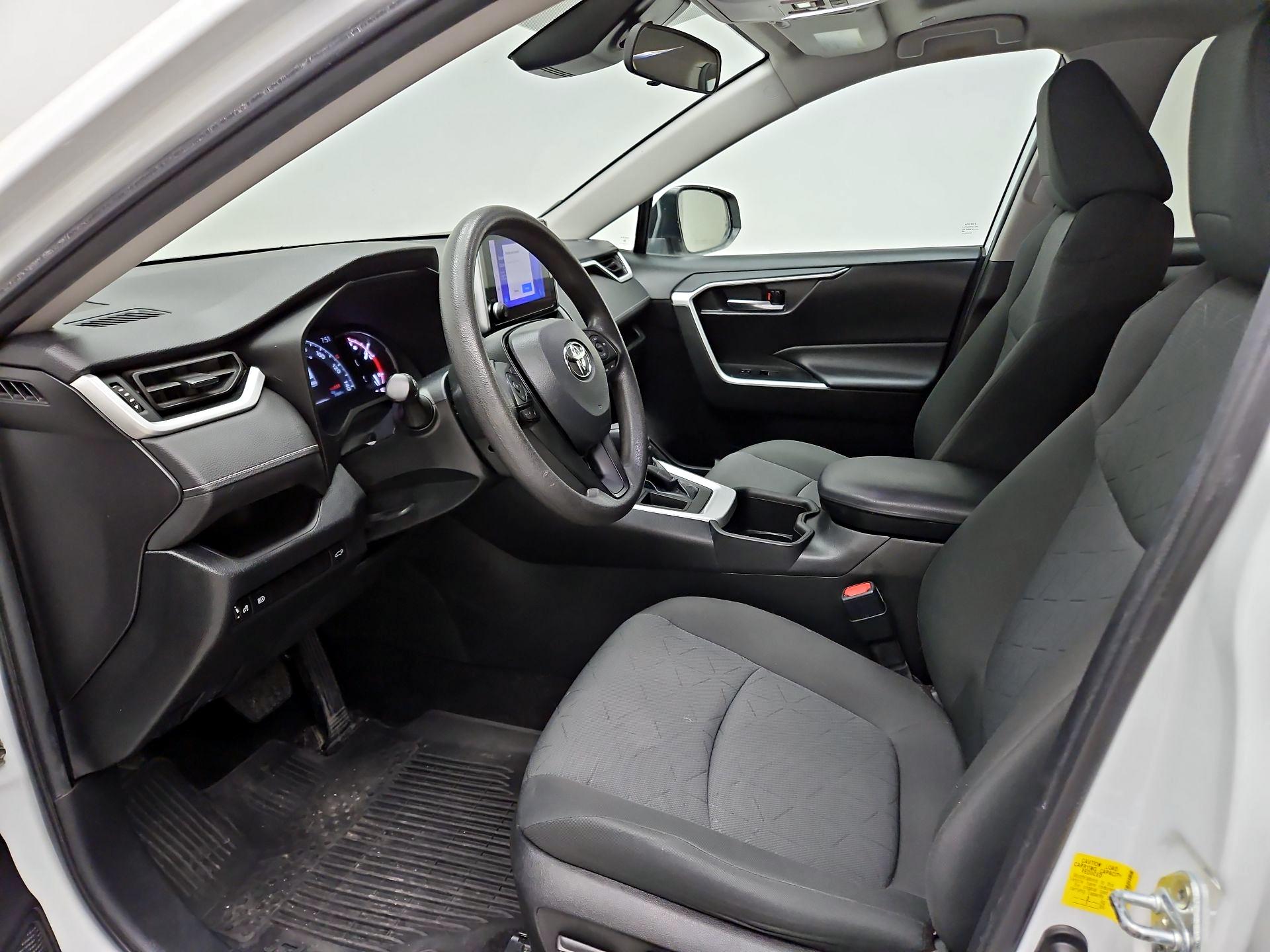 Thumbnail: 2023 Toyota RAV4 - 11