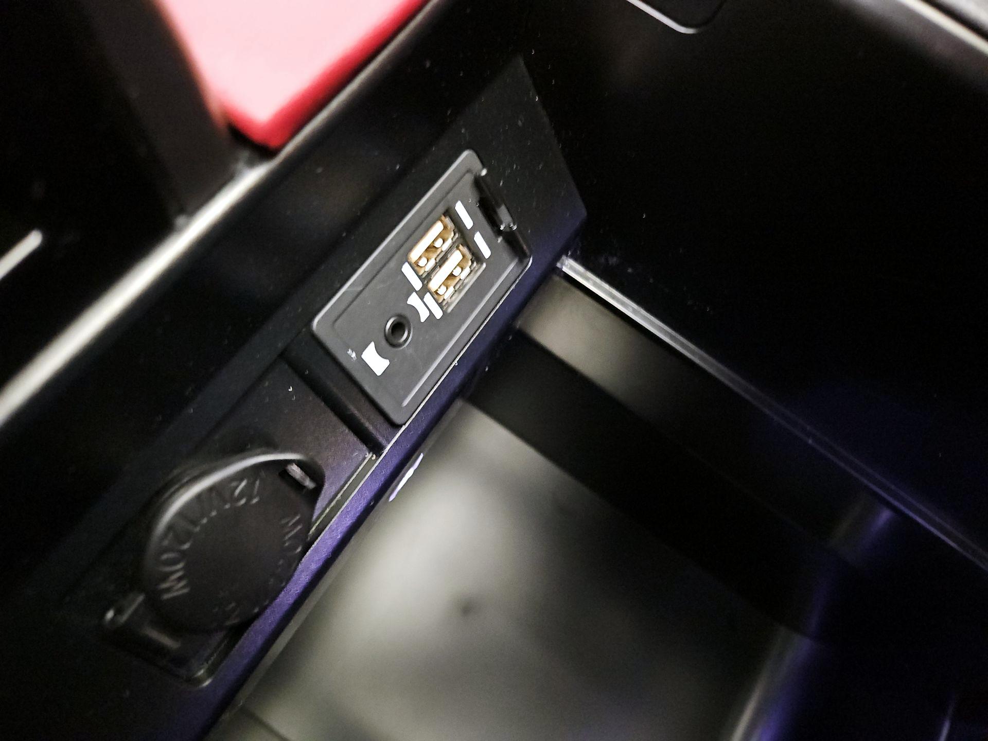 Thumbnail: 2017 Lexus RX - 19