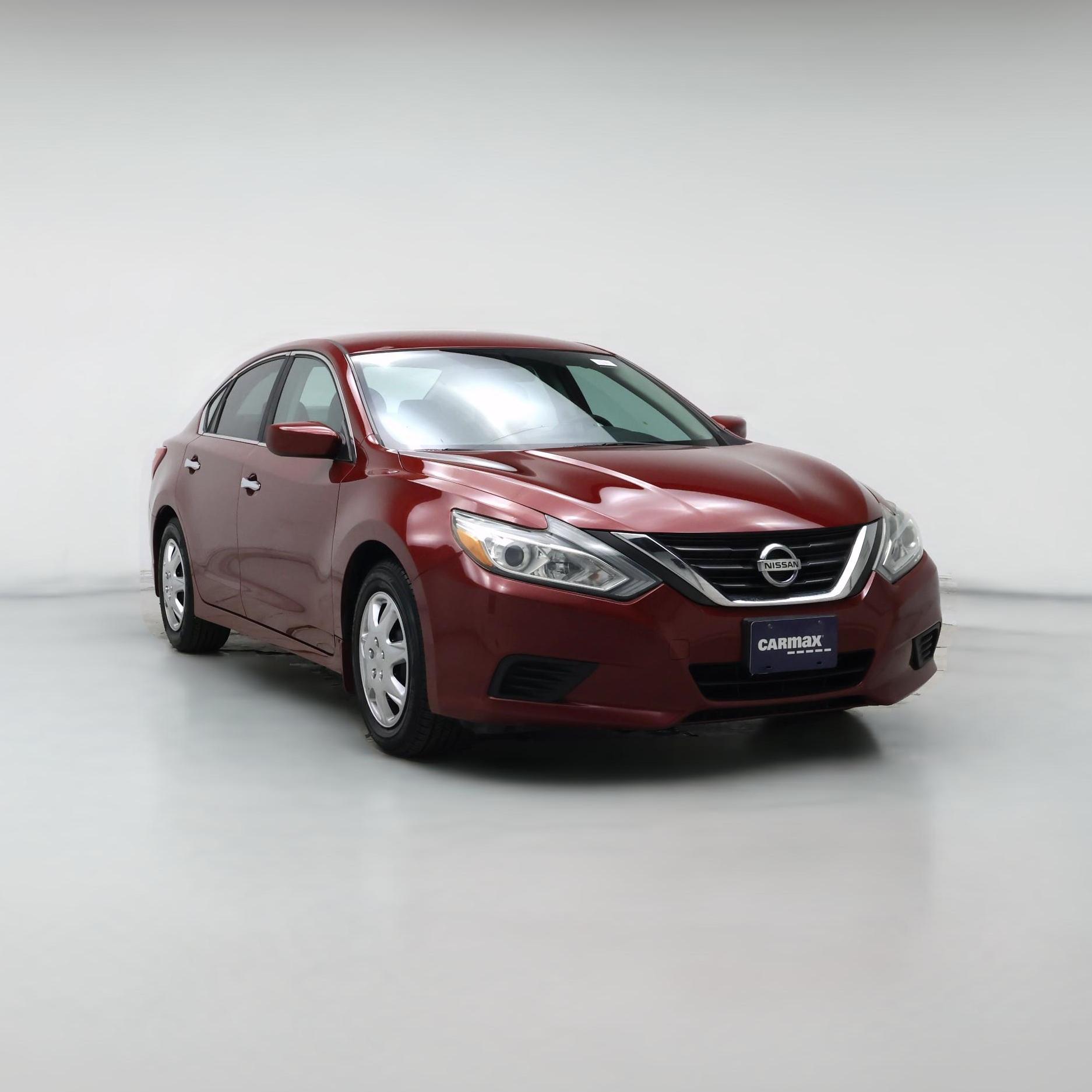 Thumbnail: 2016 Nissan Altima - 1