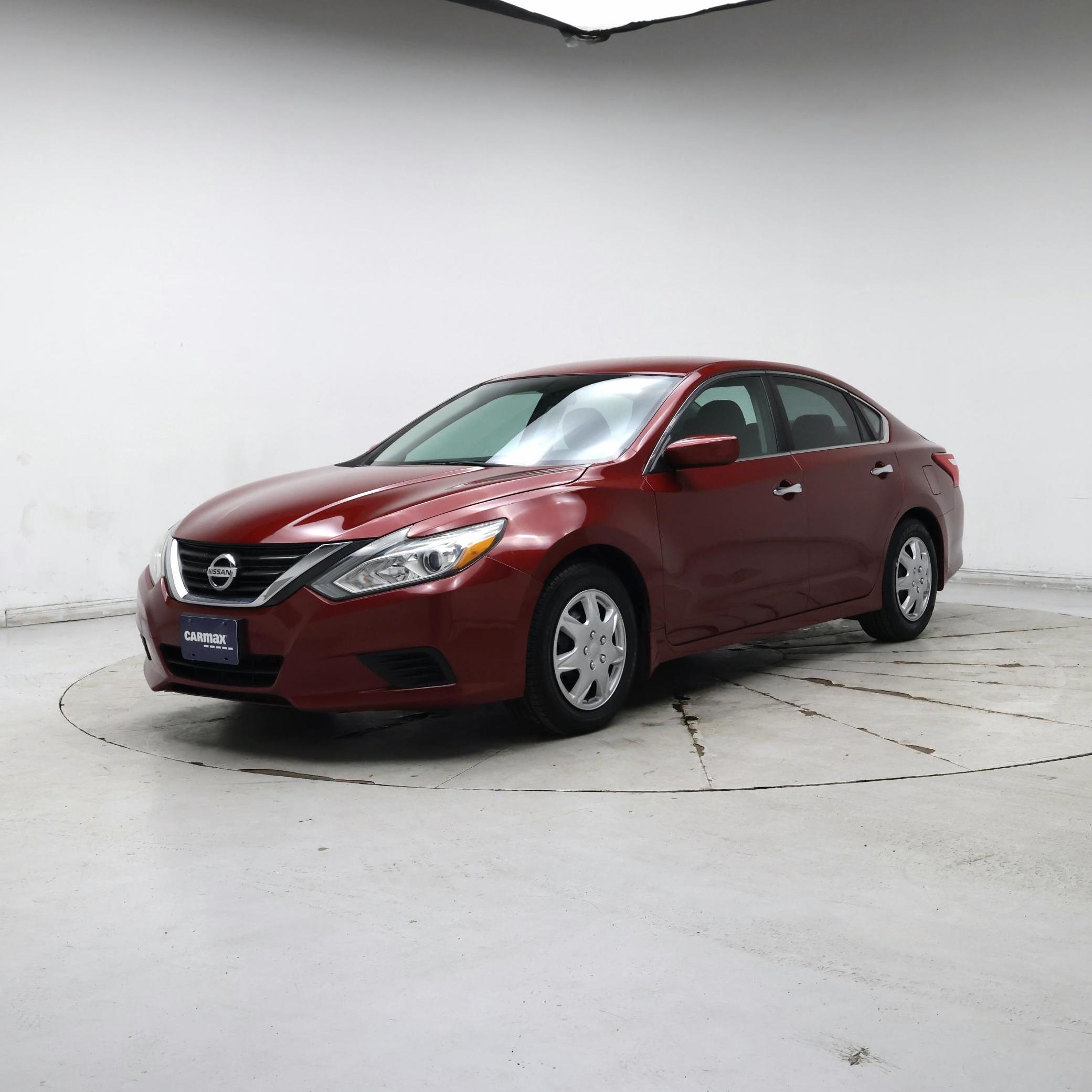 Thumbnail: 2016 Nissan Altima - 4
