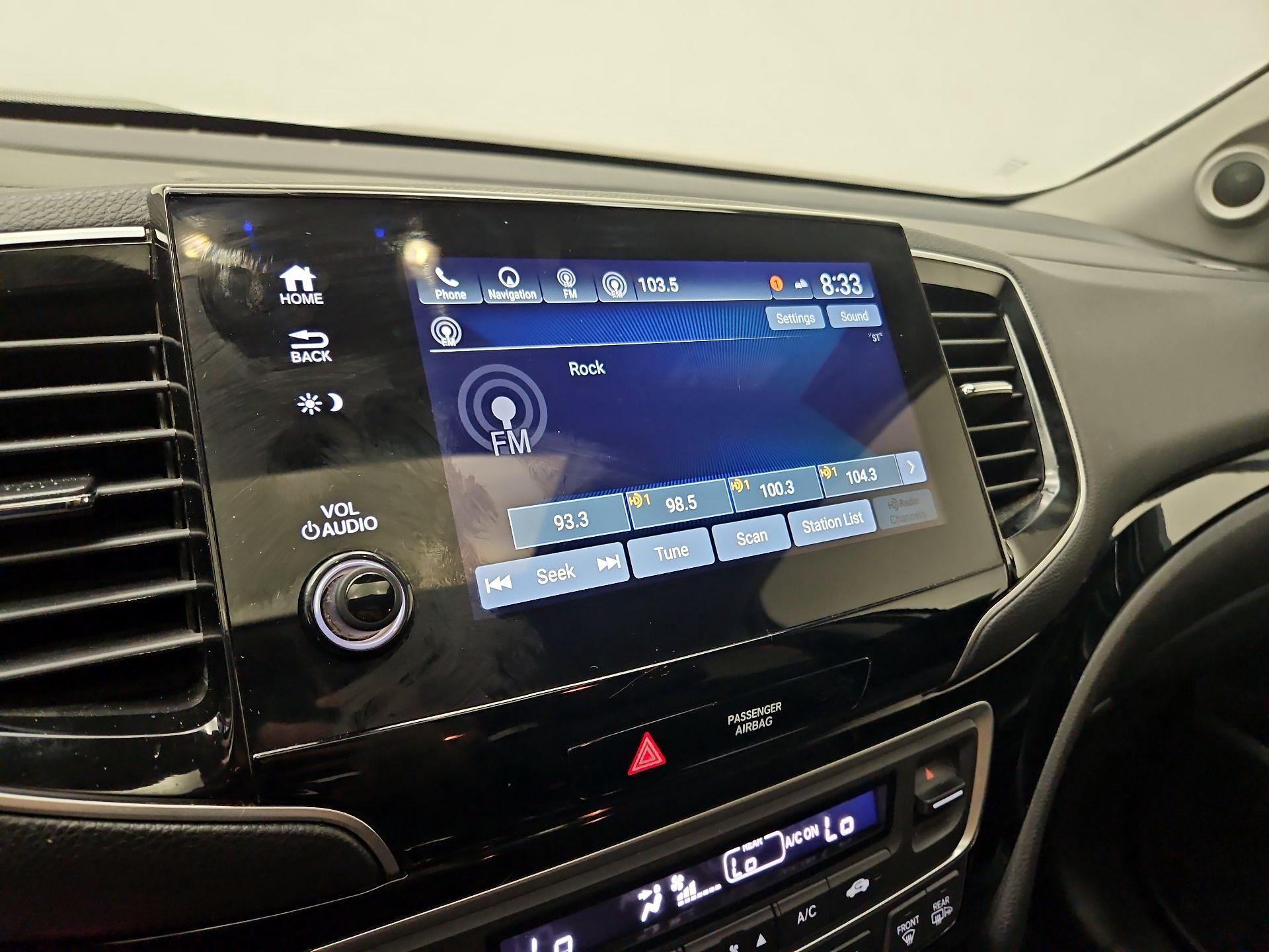 Thumbnail: 2019 Honda Pilot - 14