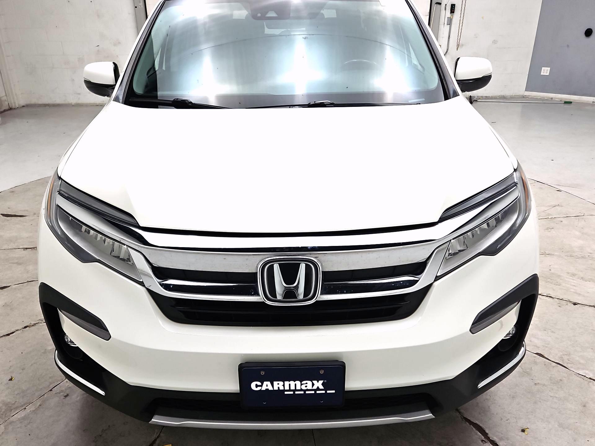 Thumbnail: 2019 Honda Pilot - 2