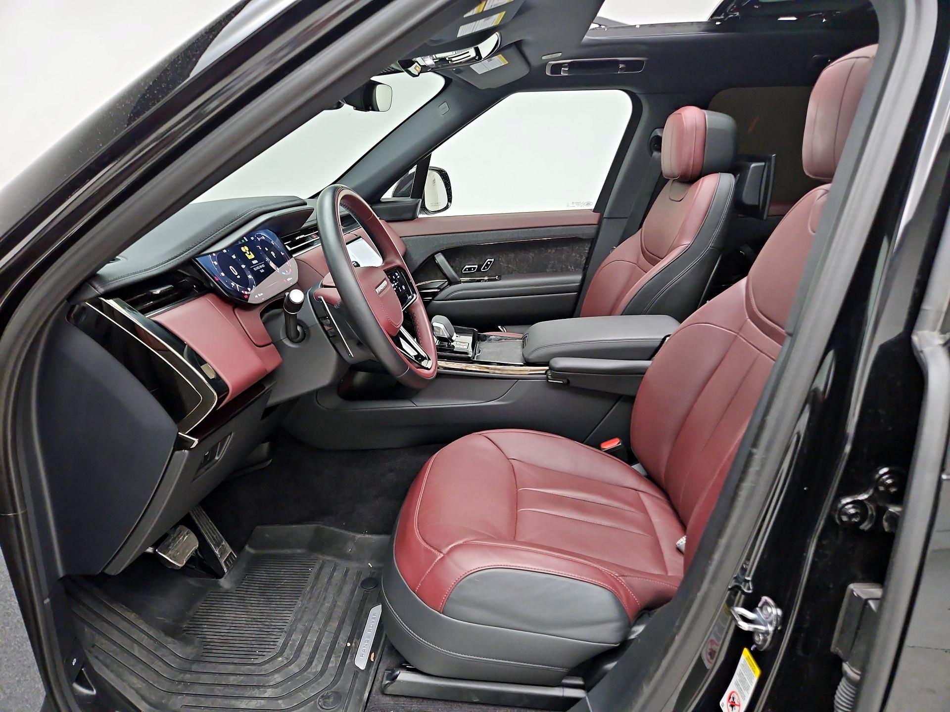 Thumbnail: 2024 Land Rover Range Rover Sport - 11