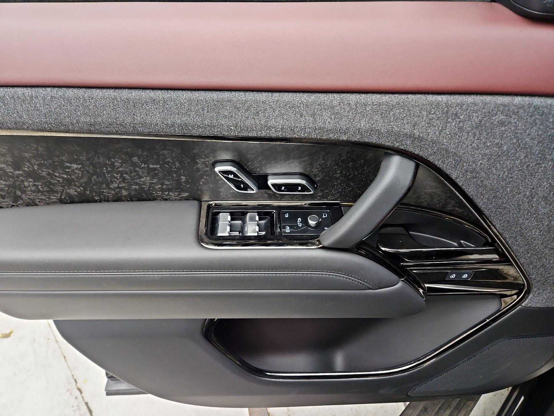 Thumbnail: 2024 Land Rover Range Rover Sport - 12