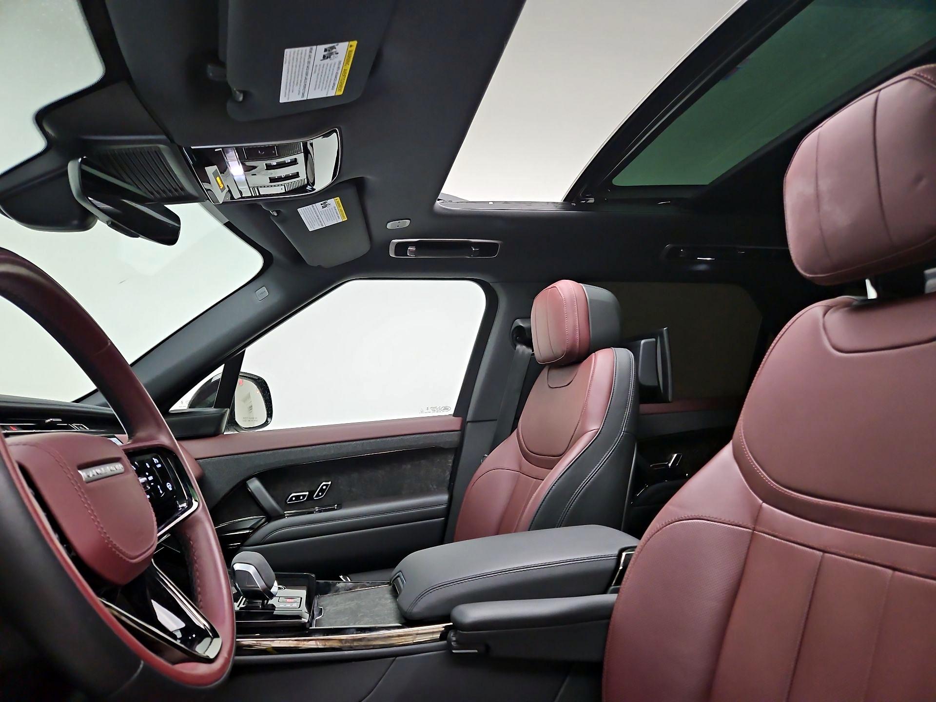 Thumbnail: 2024 Land Rover Range Rover Sport - 20