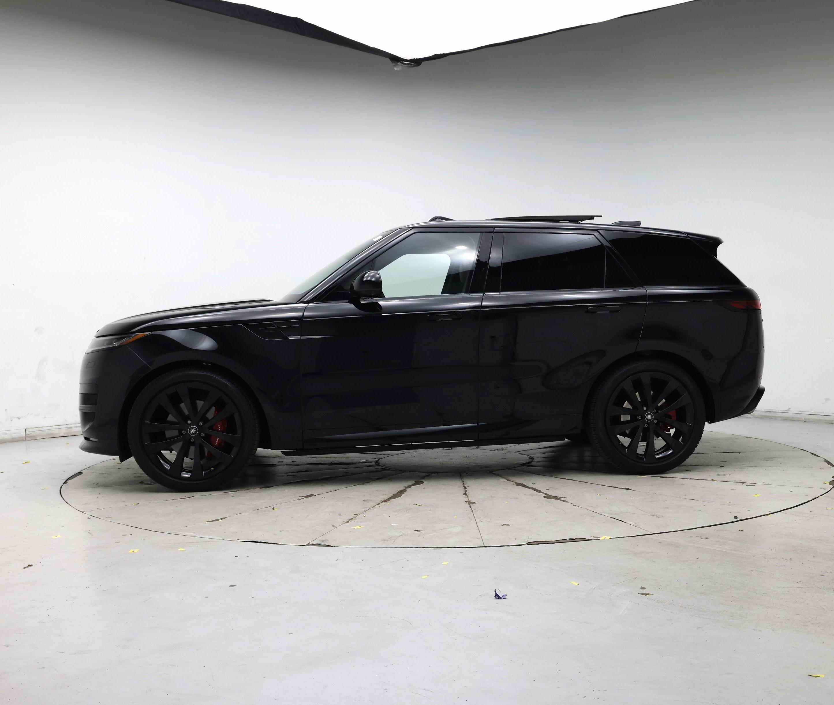 Thumbnail: 2024 Land Rover Range Rover Sport - 3