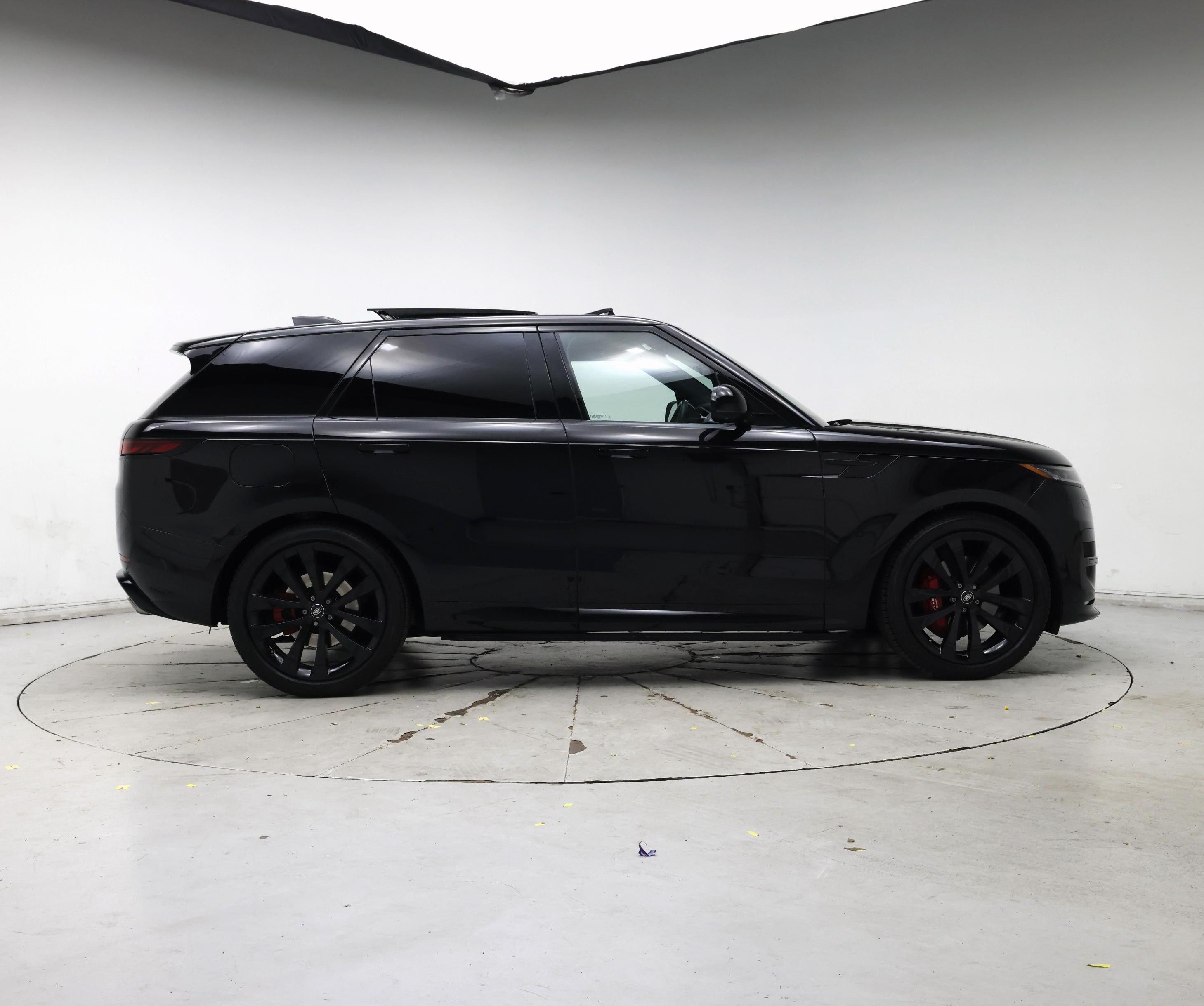 Thumbnail: 2024 Land Rover Range Rover Sport - 7