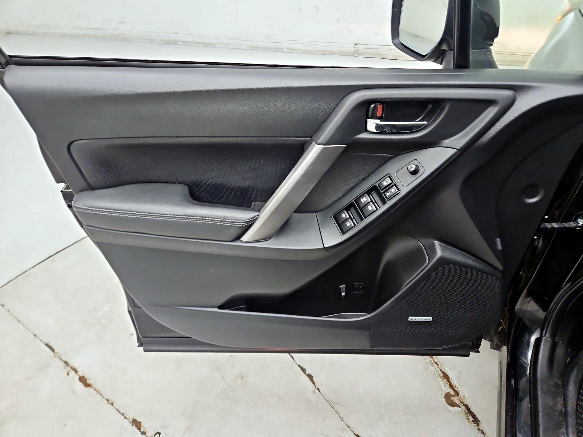 Thumbnail: 2015 Subaru Forester - 12