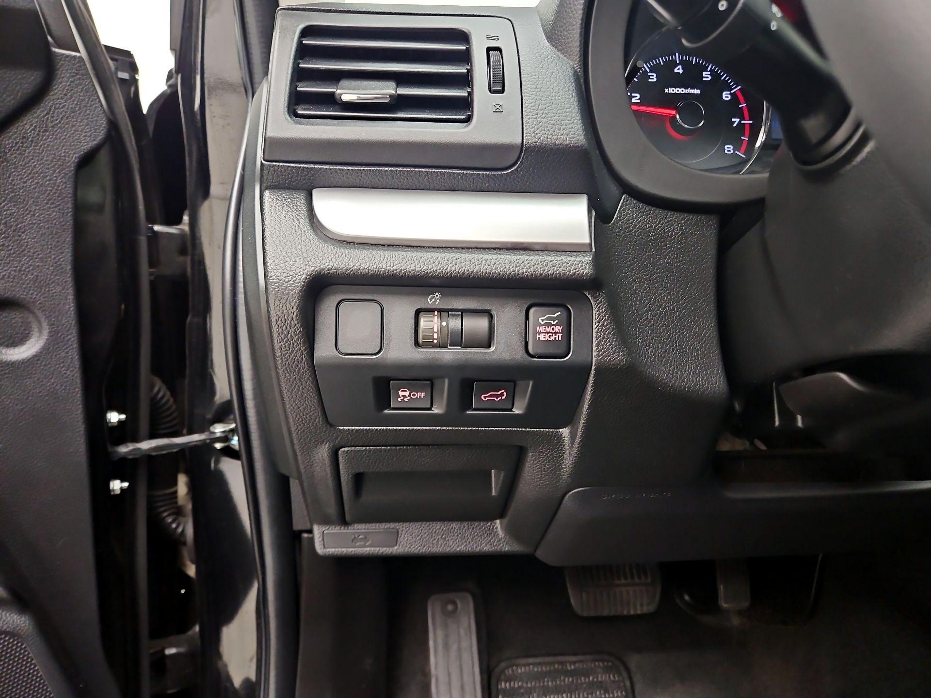 Thumbnail: 2015 Subaru Forester - 13
