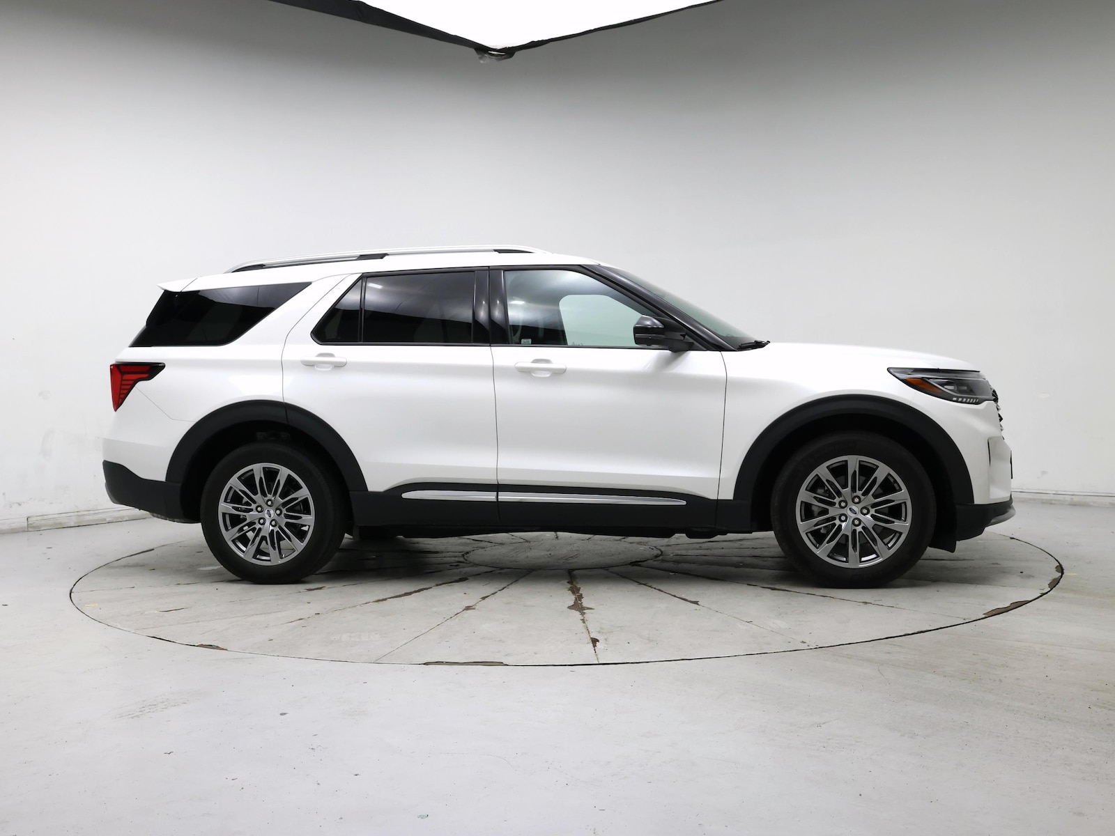 2025 Ford Explorer Platinum - Photo 8
