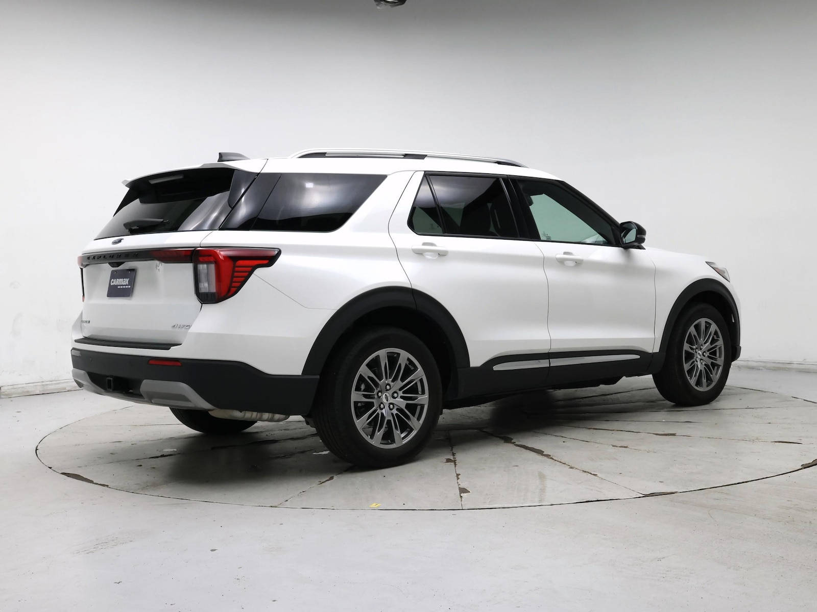 2025 Ford Explorer Platinum - Photo 9