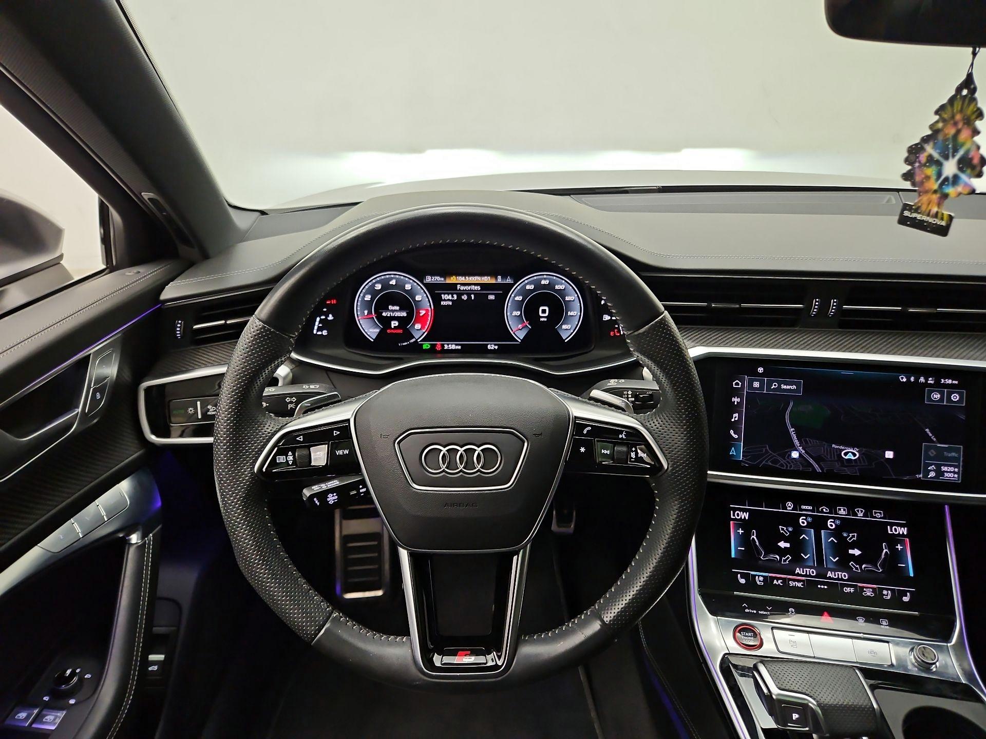 Thumbnail: 2021 Audi S6 - 10