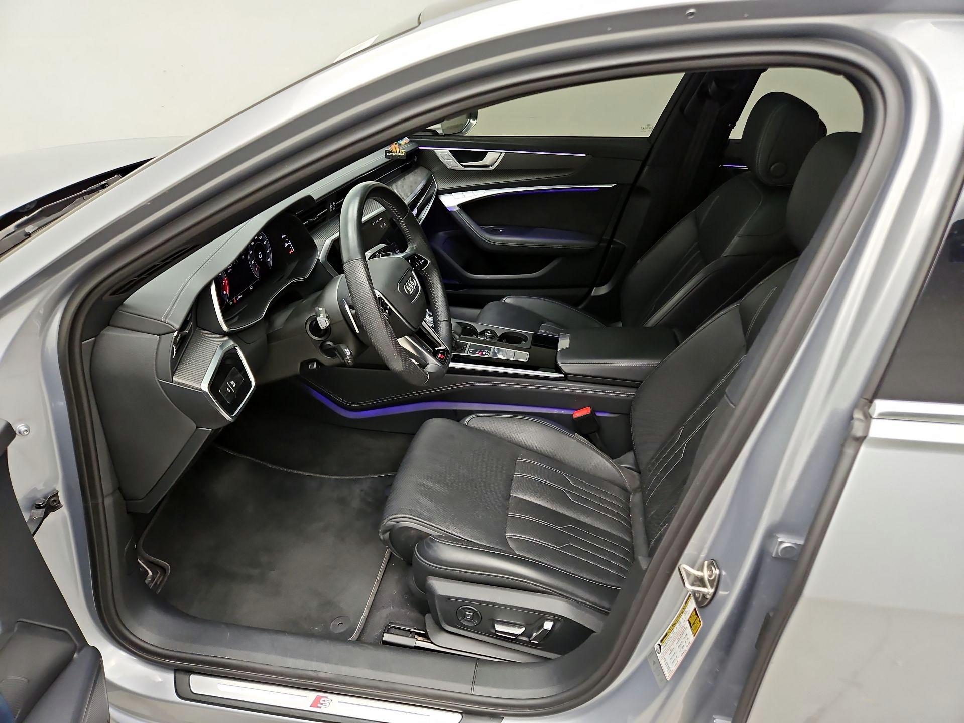 Thumbnail: 2021 Audi S6 - 11