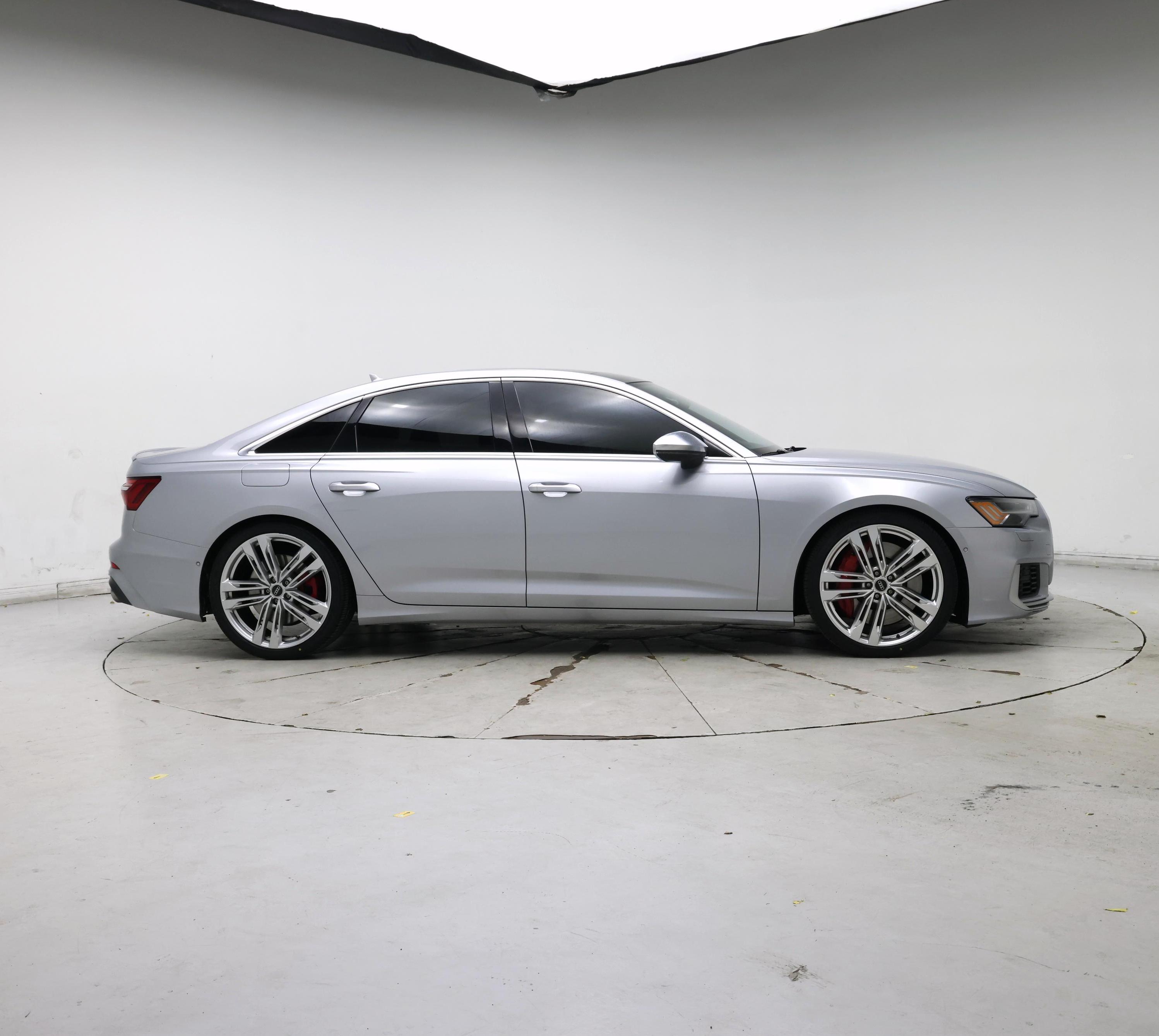 Thumbnail: 2021 Audi S6 - 7