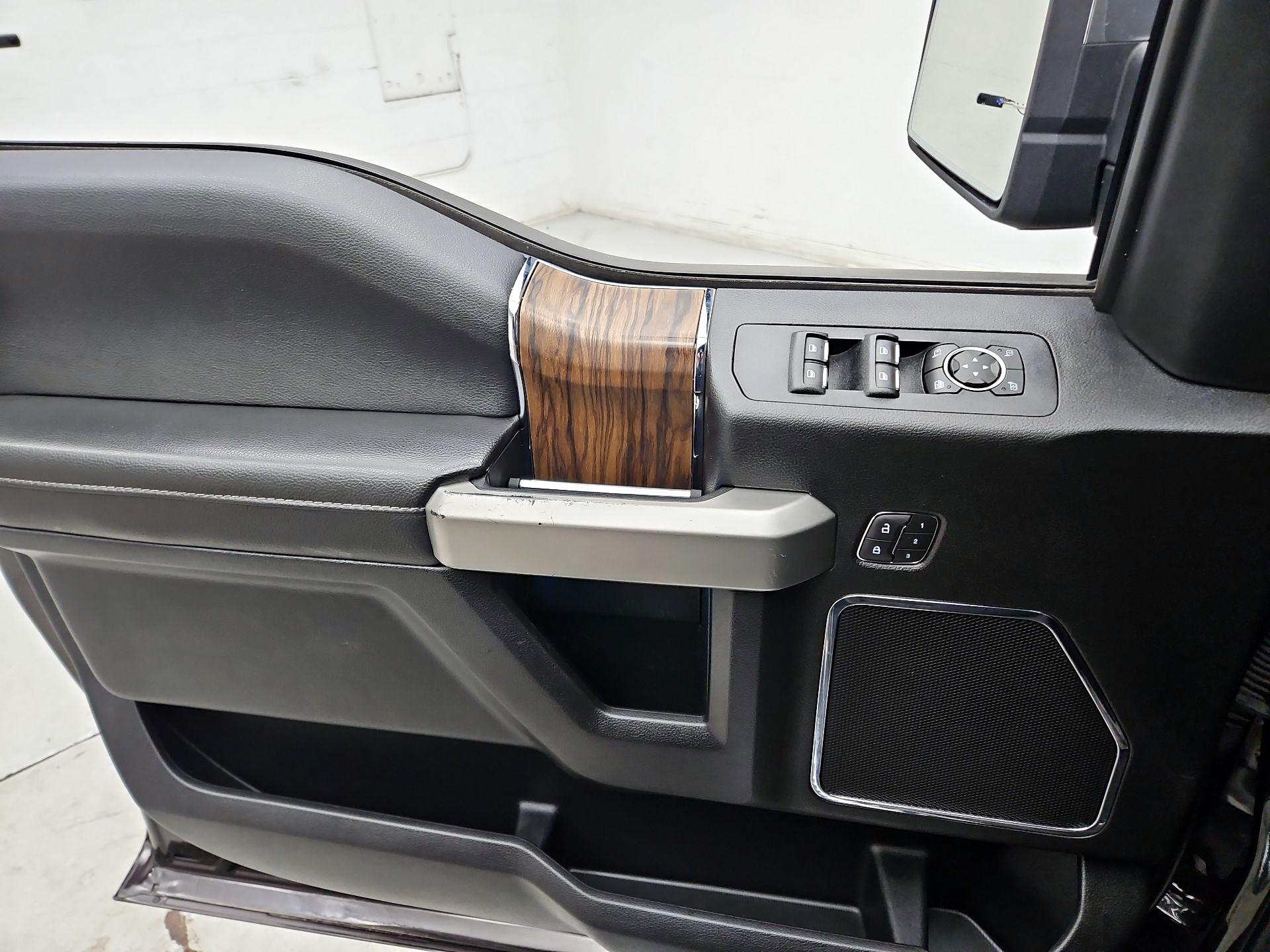 Thumbnail: 2019 Ford F-150 - 12